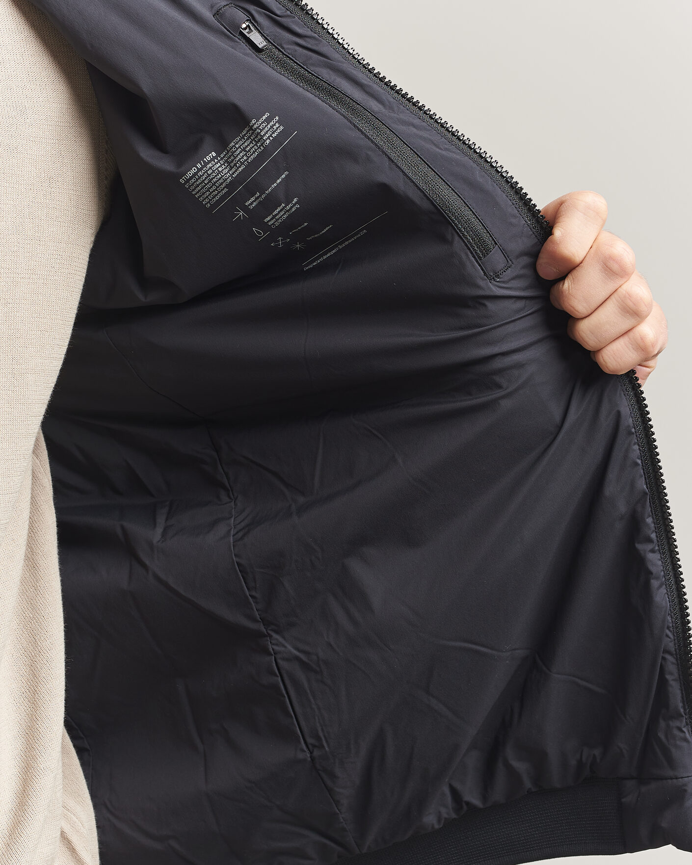 Mies | Takit | Scandinavian Edition | Studio II Lightweight Jacket Graphite