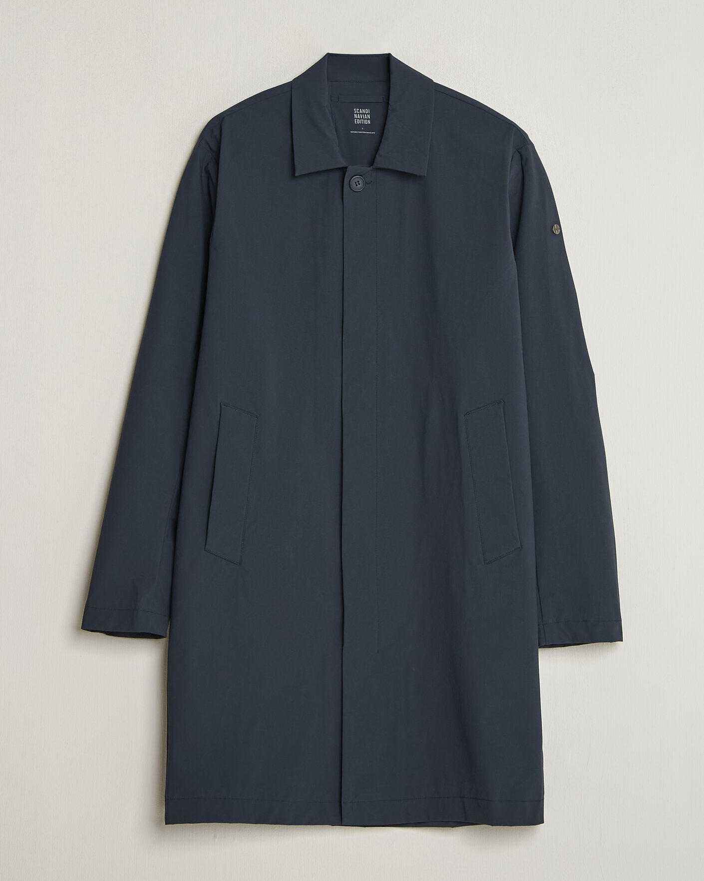 Mies | Takit | Scandinavian Edition | Ascend II Lightweight Coat Navy