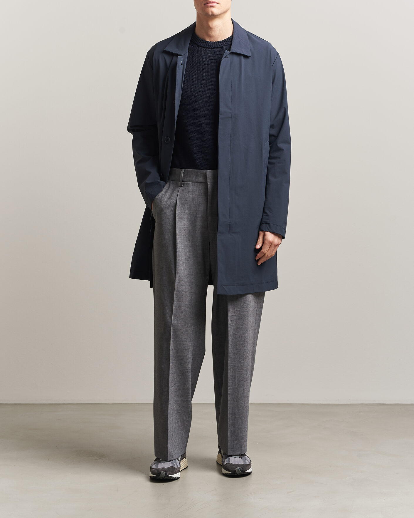 Mies | Takit | Scandinavian Edition | Ascend II Lightweight Coat Navy