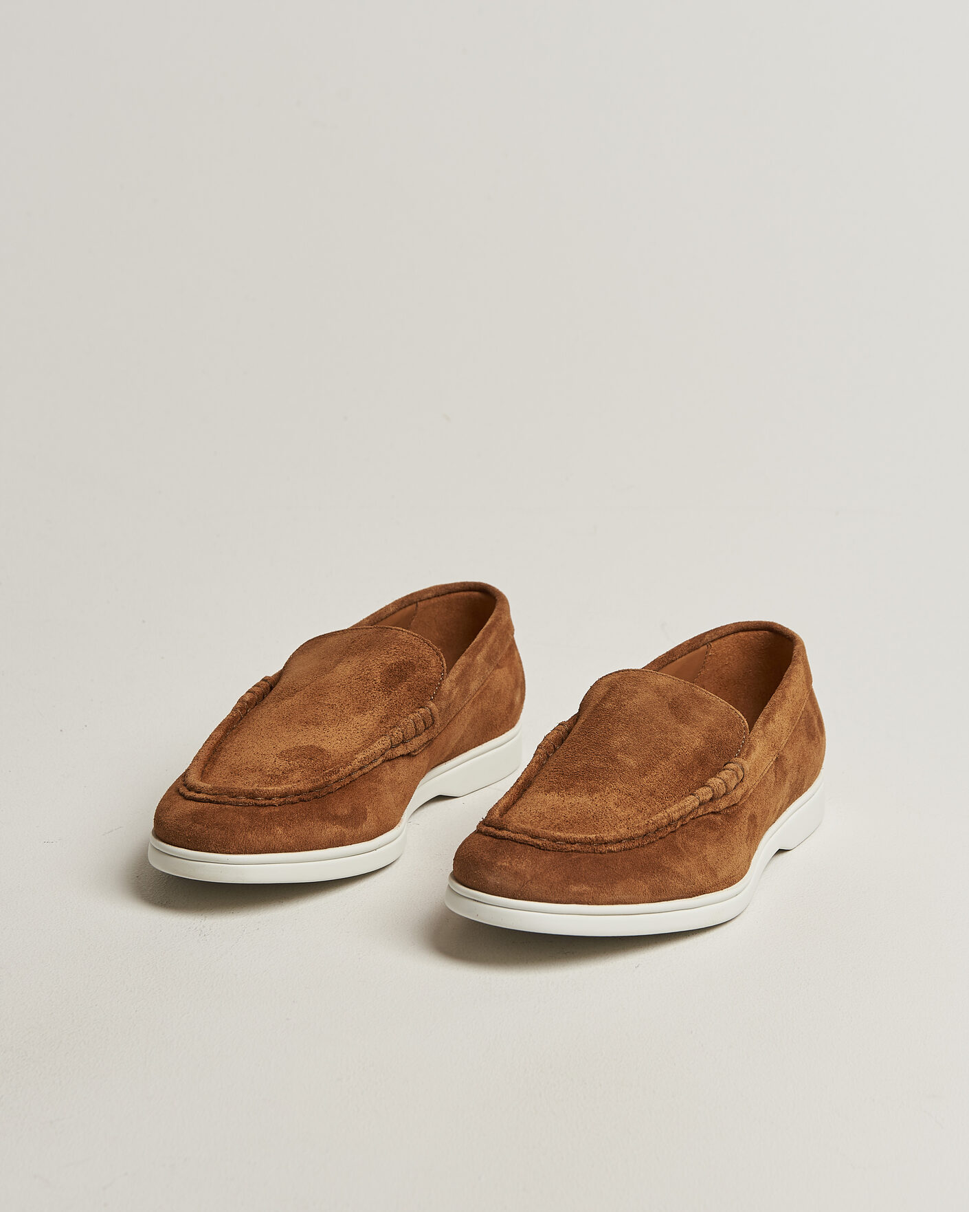 Mies | Loaferit | Charles Tyrwhitt | Suede Slip On Loafers Light Brown