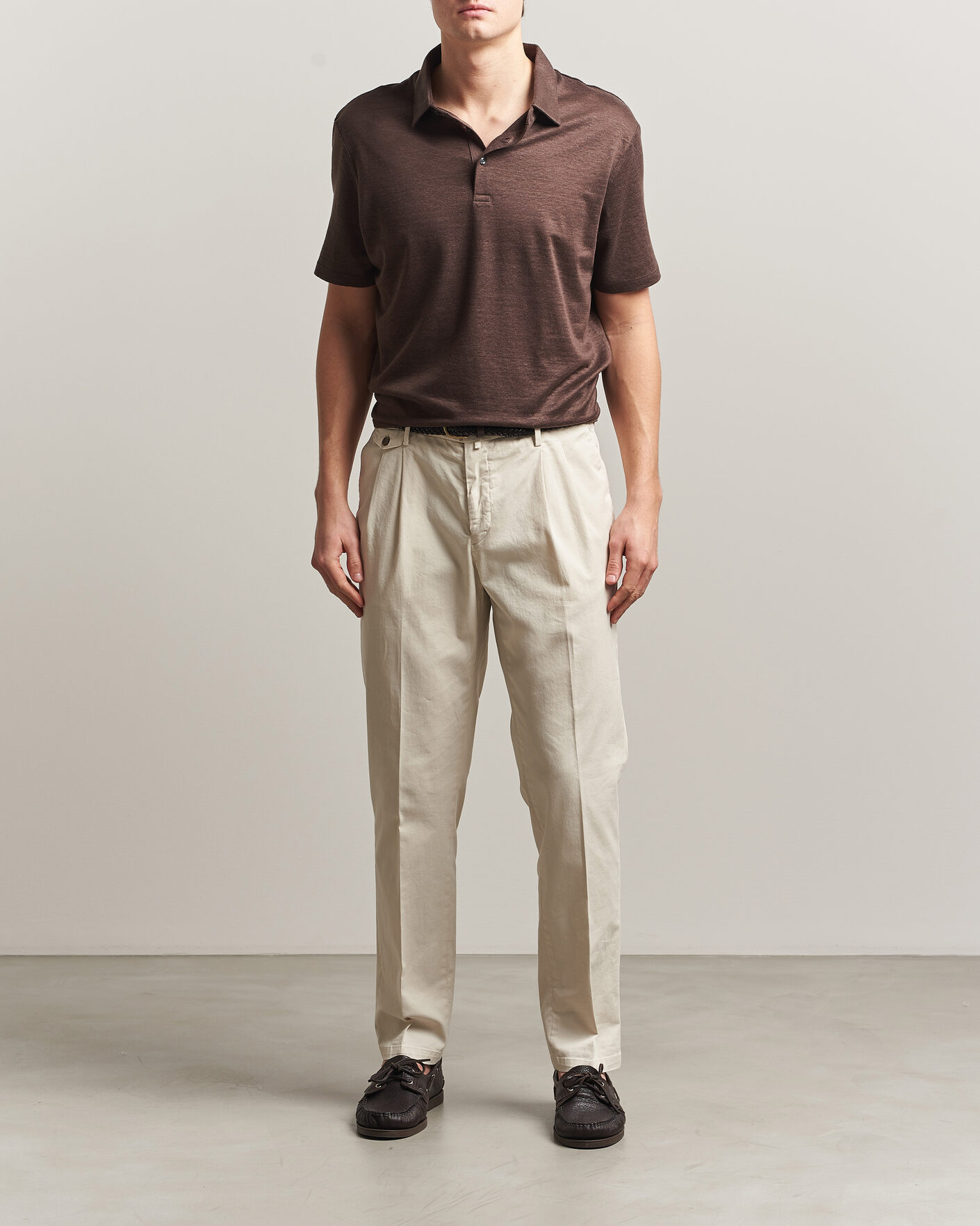Mies | Pikeet | Charles Tyrwhitt | Short Sleeve Linen Polo Chocolate Brown