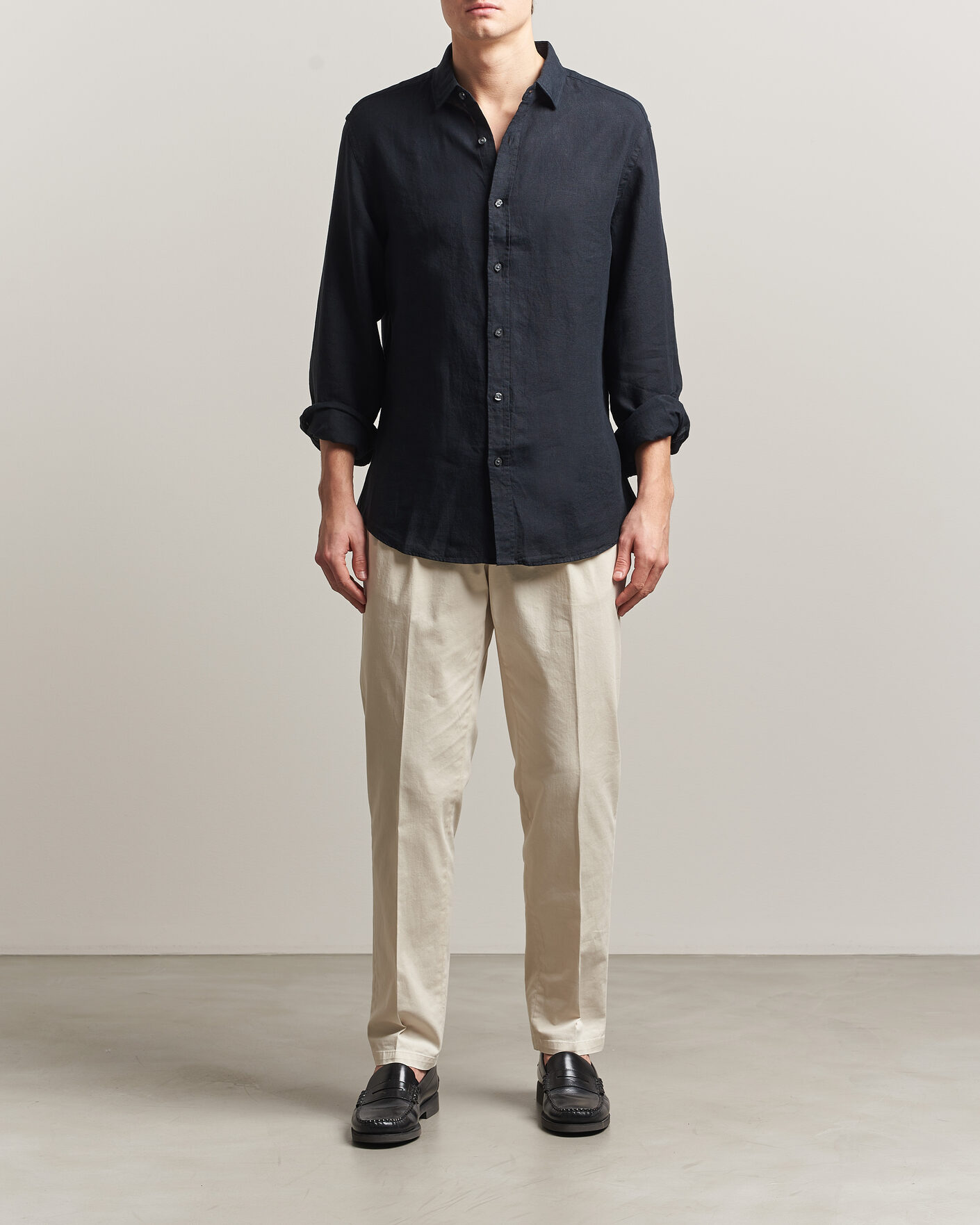 Mies | Kauluspaidat | Charles Tyrwhitt | Pure Linen Slim Fit Shirt Black