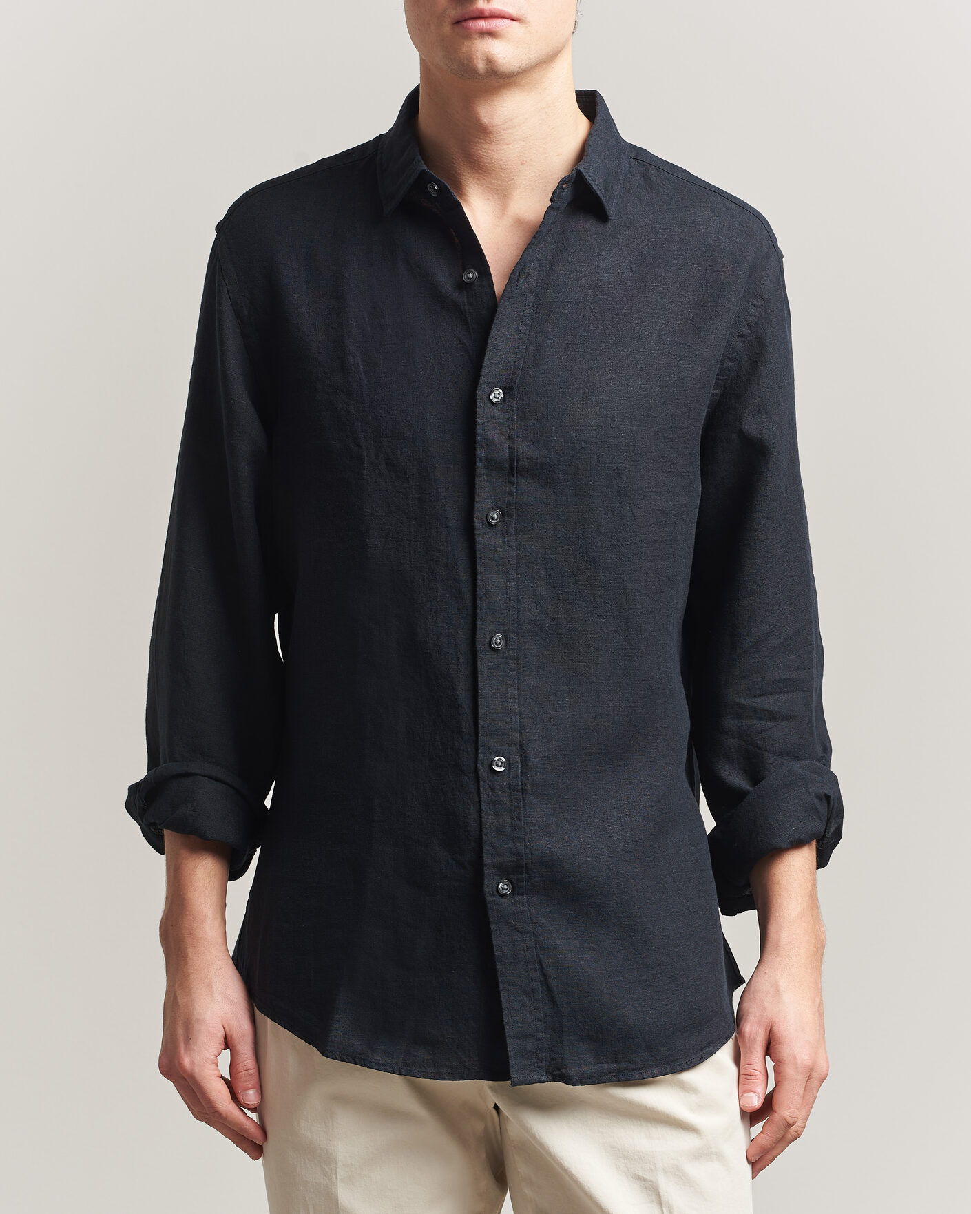 Mies | Kauluspaidat | Charles Tyrwhitt | Pure Linen Slim Fit Shirt Black