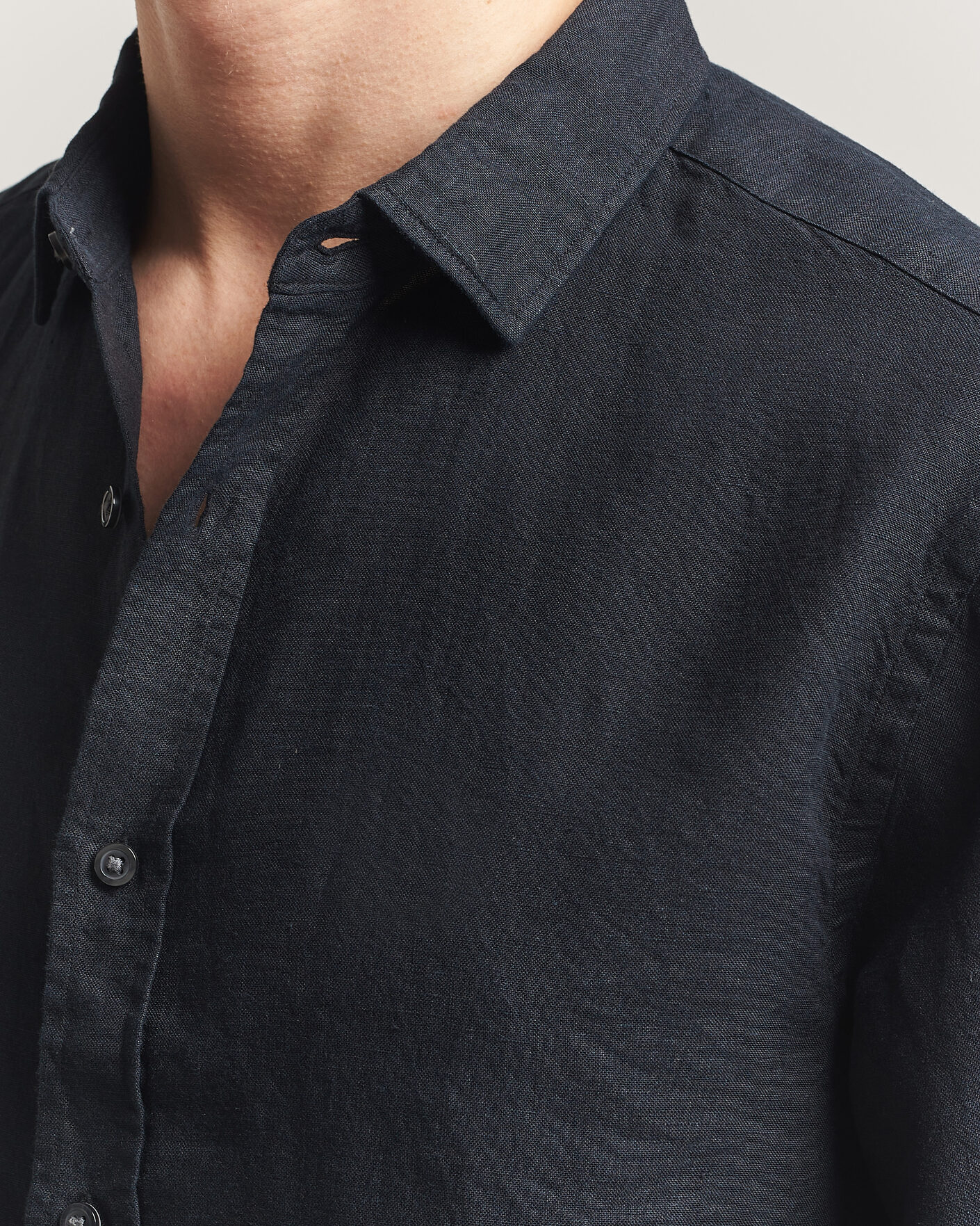 Mies | Kauluspaidat | Charles Tyrwhitt | Pure Linen Slim Fit Shirt Black