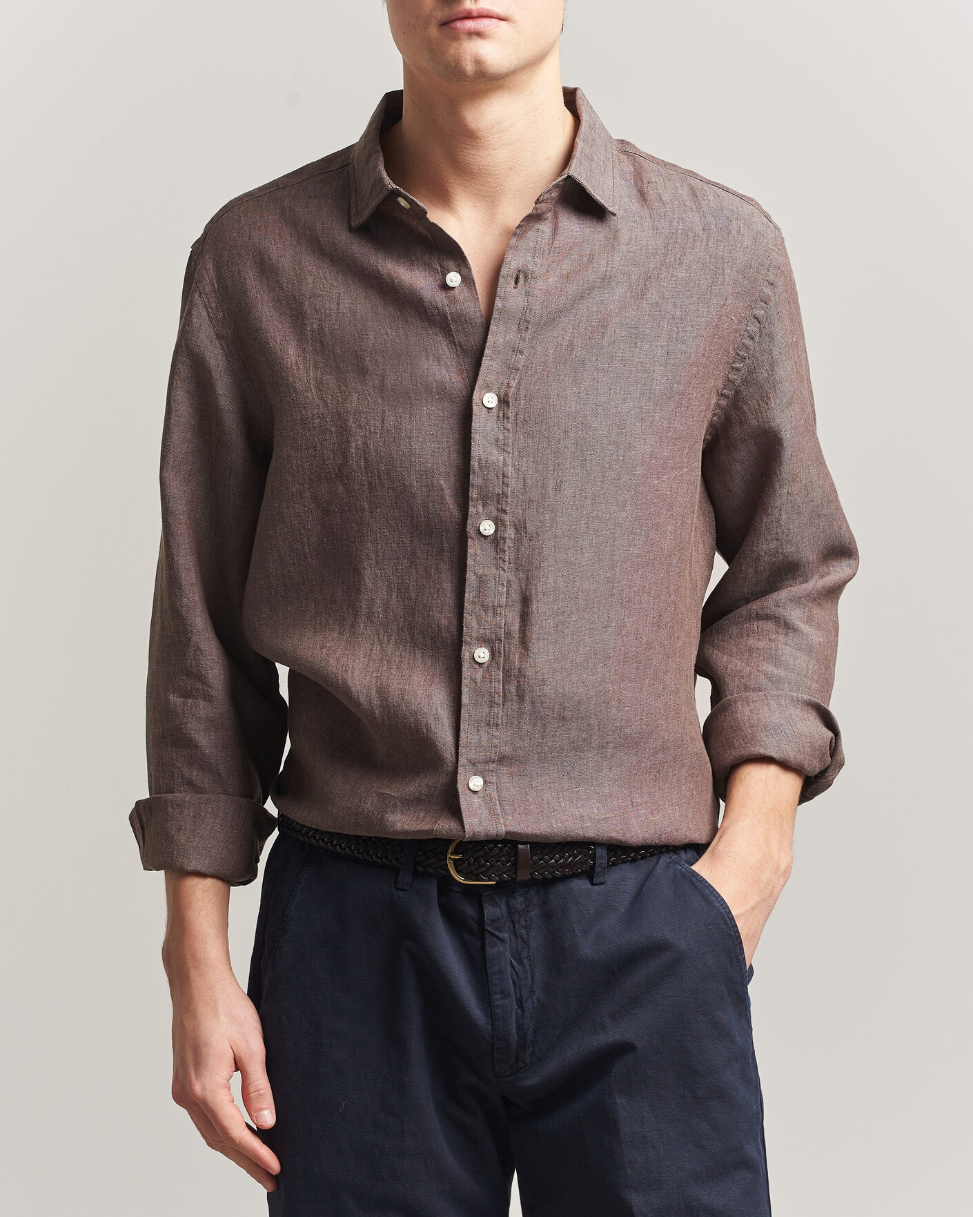 Mies | Kauluspaidat | Charles Tyrwhitt | Pure Linen Slim Fit Shirt Mocha