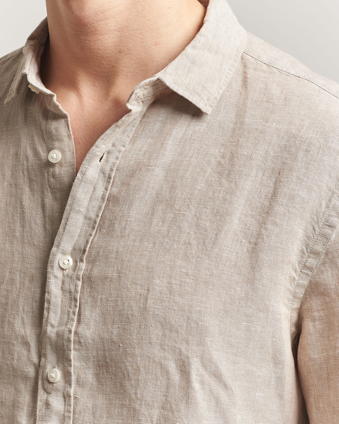 Mies | Kauluspaidat | Charles Tyrwhitt | Pure Linen Slim Fit Shirt Oatmeal