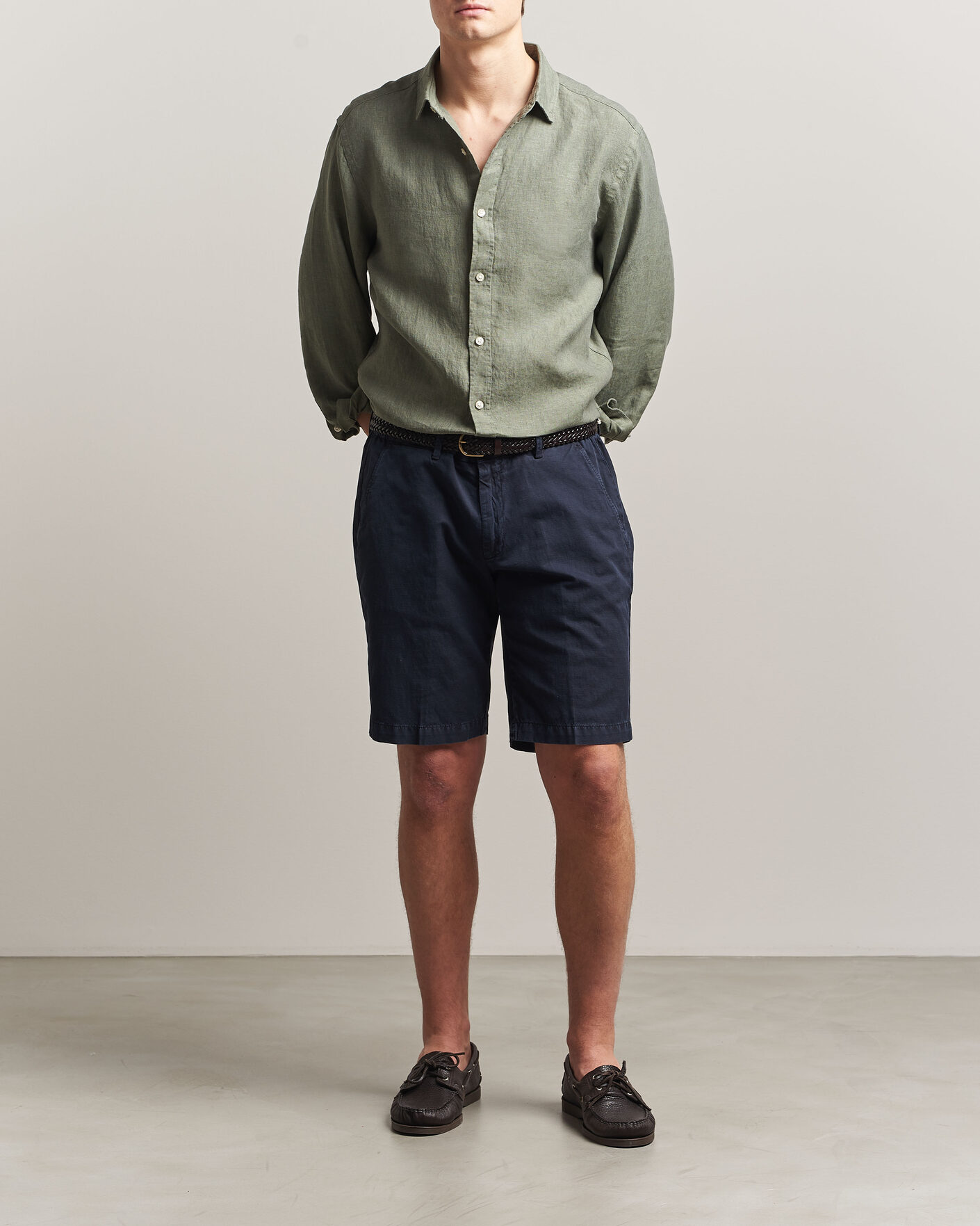 Mies | Kauluspaidat | Charles Tyrwhitt | Pure Linen Slim Fit Shirt Olive Green