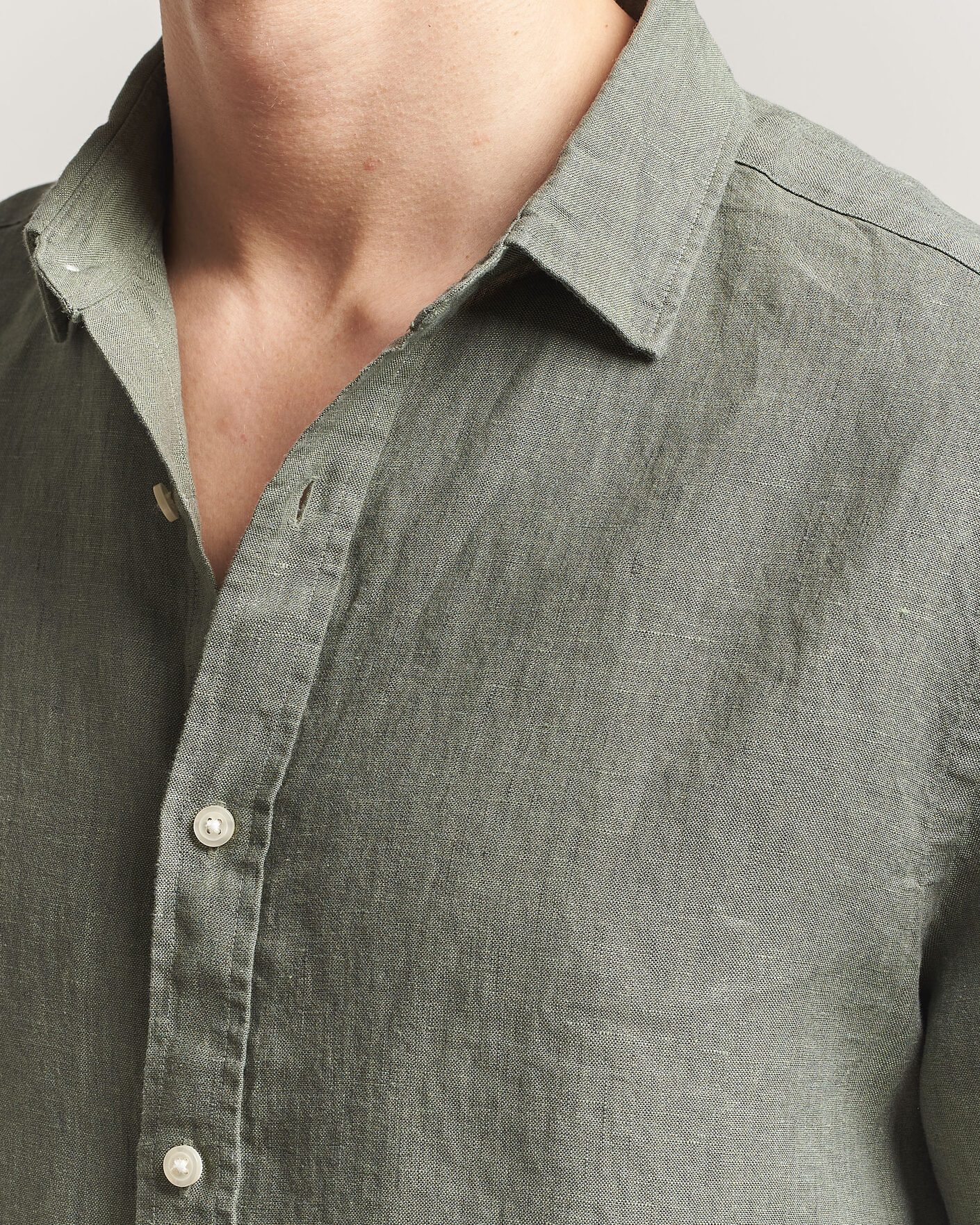 Mies | Kauluspaidat | Charles Tyrwhitt | Pure Linen Slim Fit Shirt Olive Green