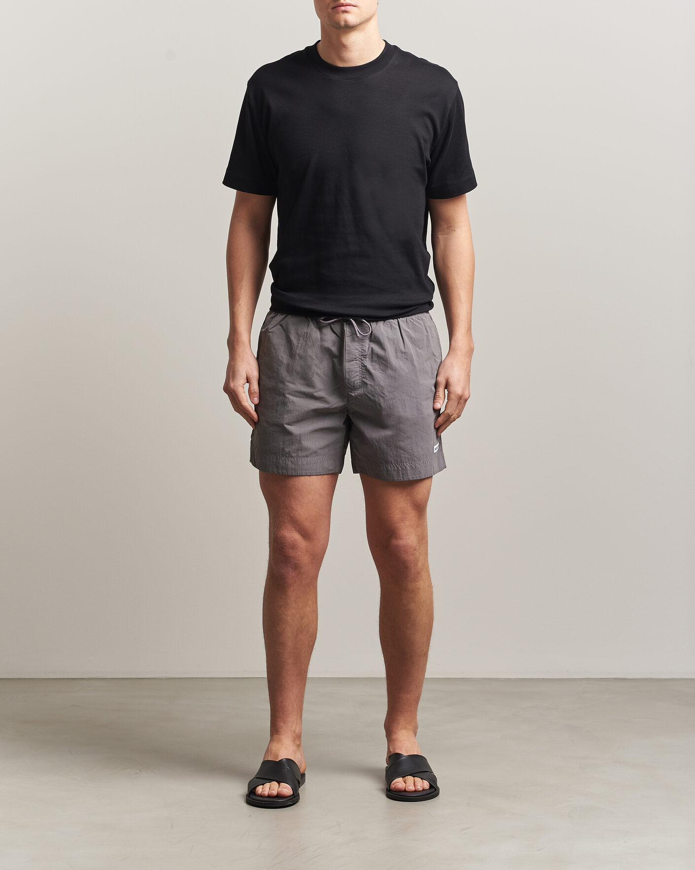 Mies | Uimahousut | Woolrich | Solid Garment Dyed Swimshorts Chark