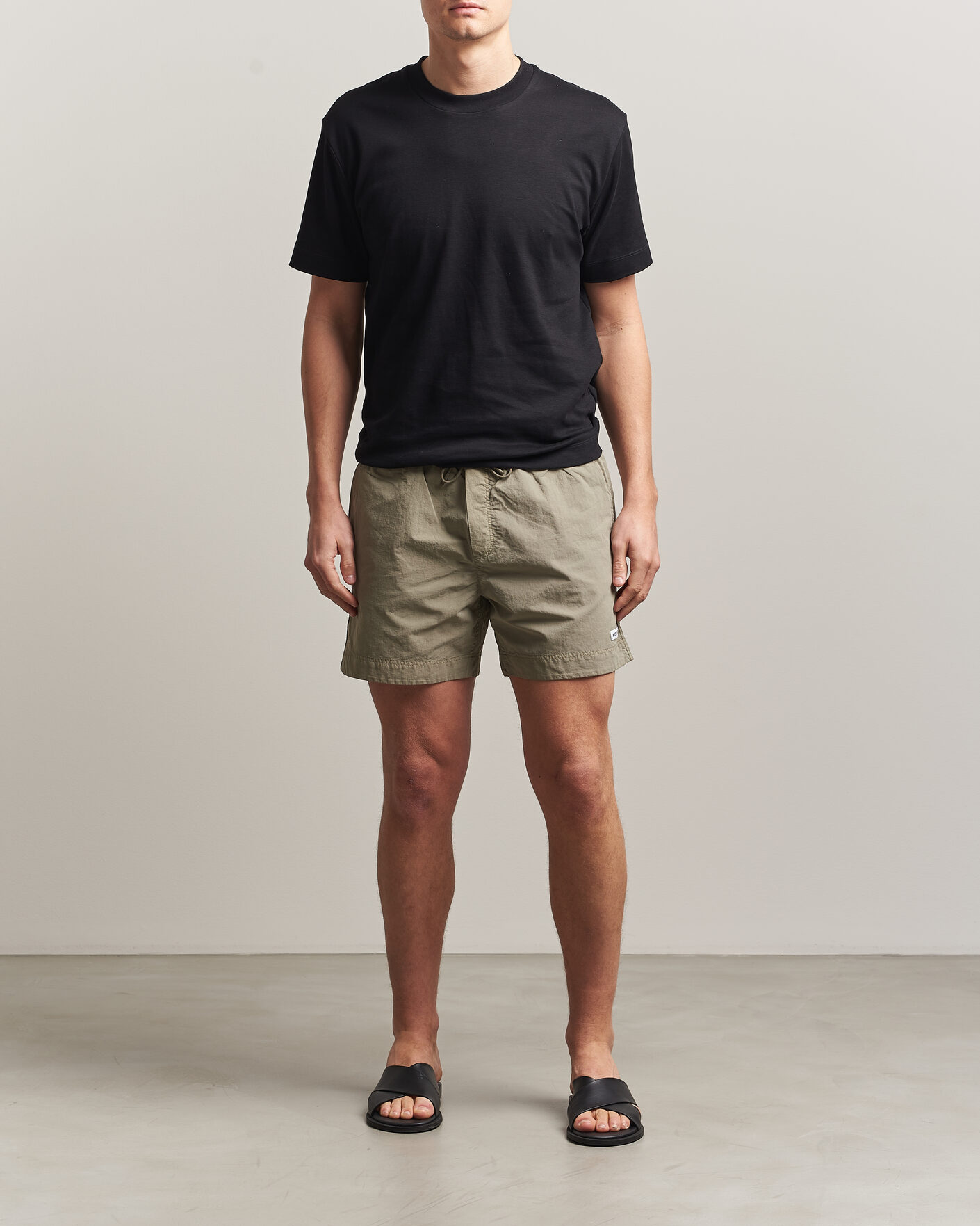 Mies | Uimahousut | Woolrich | Solid Garment Dyed Swimshorts Smokey Olive