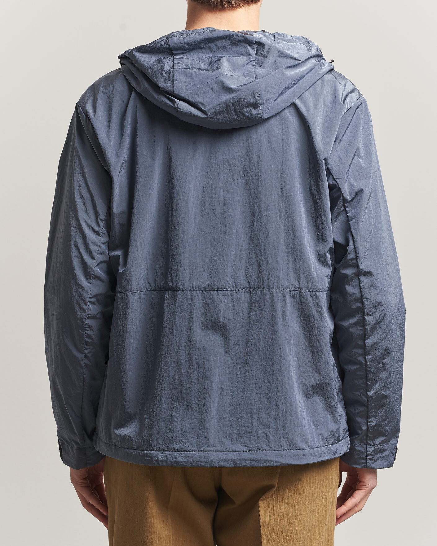 Mies | Takit | Woolrich | Shiny Nylon Hooded Jacket Grisaille