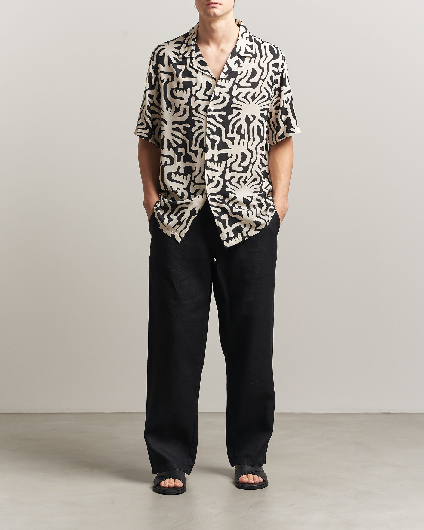 Mies | Kauluspaidat | OAS | Rocco Viscose Short Sleeve Shirt Loefy