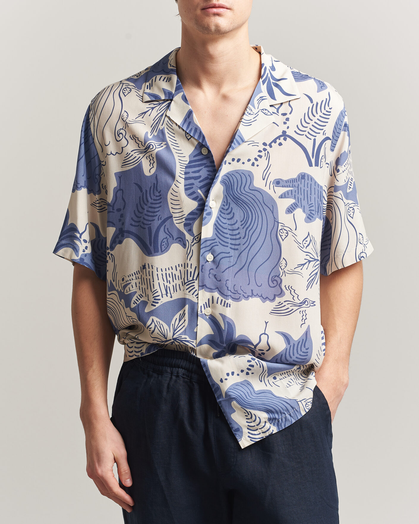 Mies | Kauluspaidat | OAS | Rocco Viscose Short Sleeve Shirt Mystea
