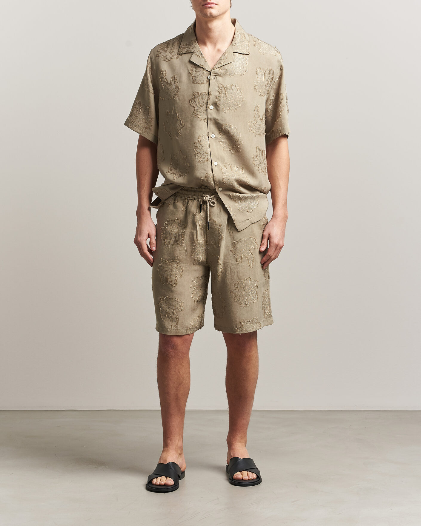 Mies | Kauluspaidat | OAS | Rocco Lyocell Short Sleeve Shirt Palmoza