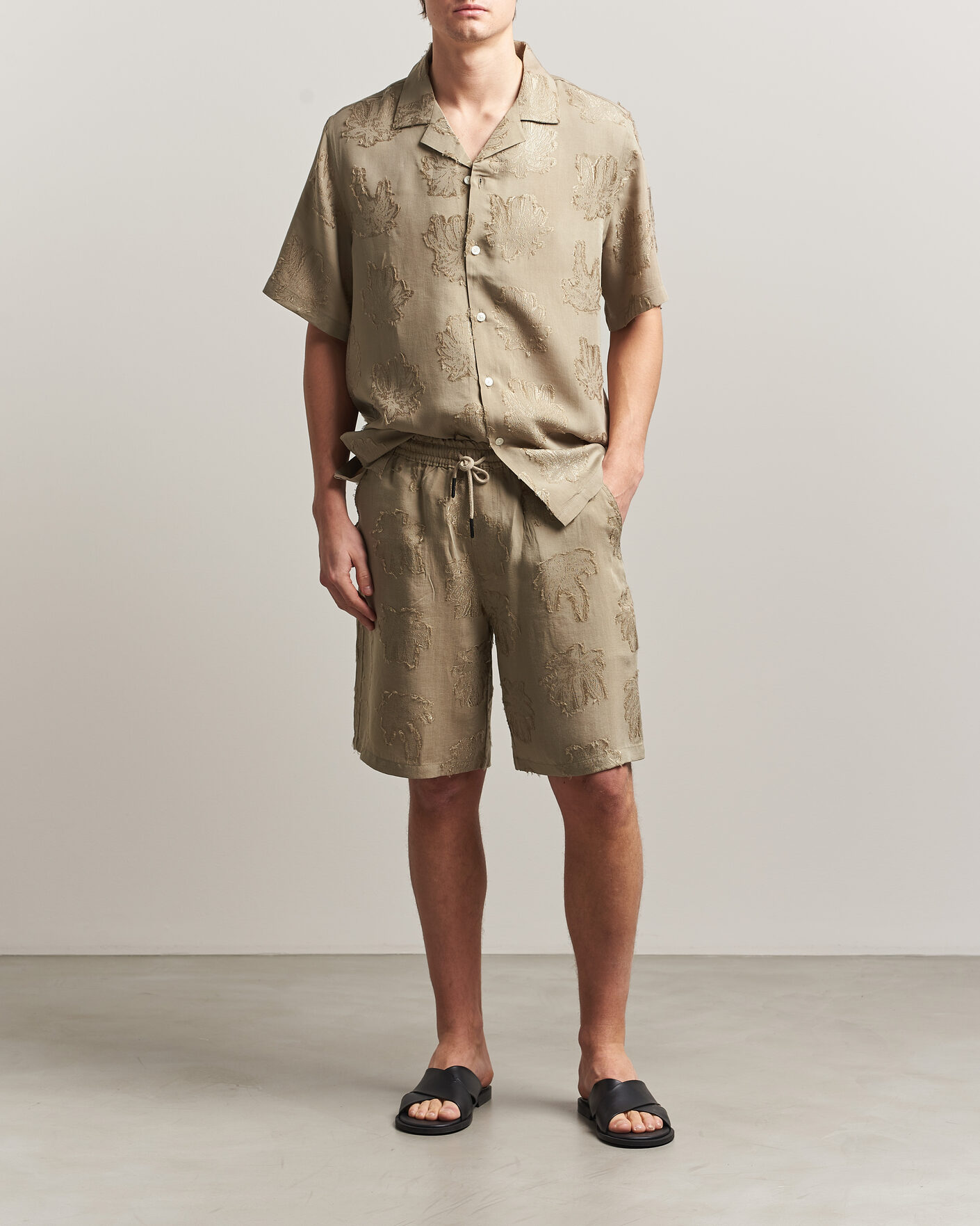 Mies | Shortsit | OAS | Nicola Lyocell Shorts Palmoza