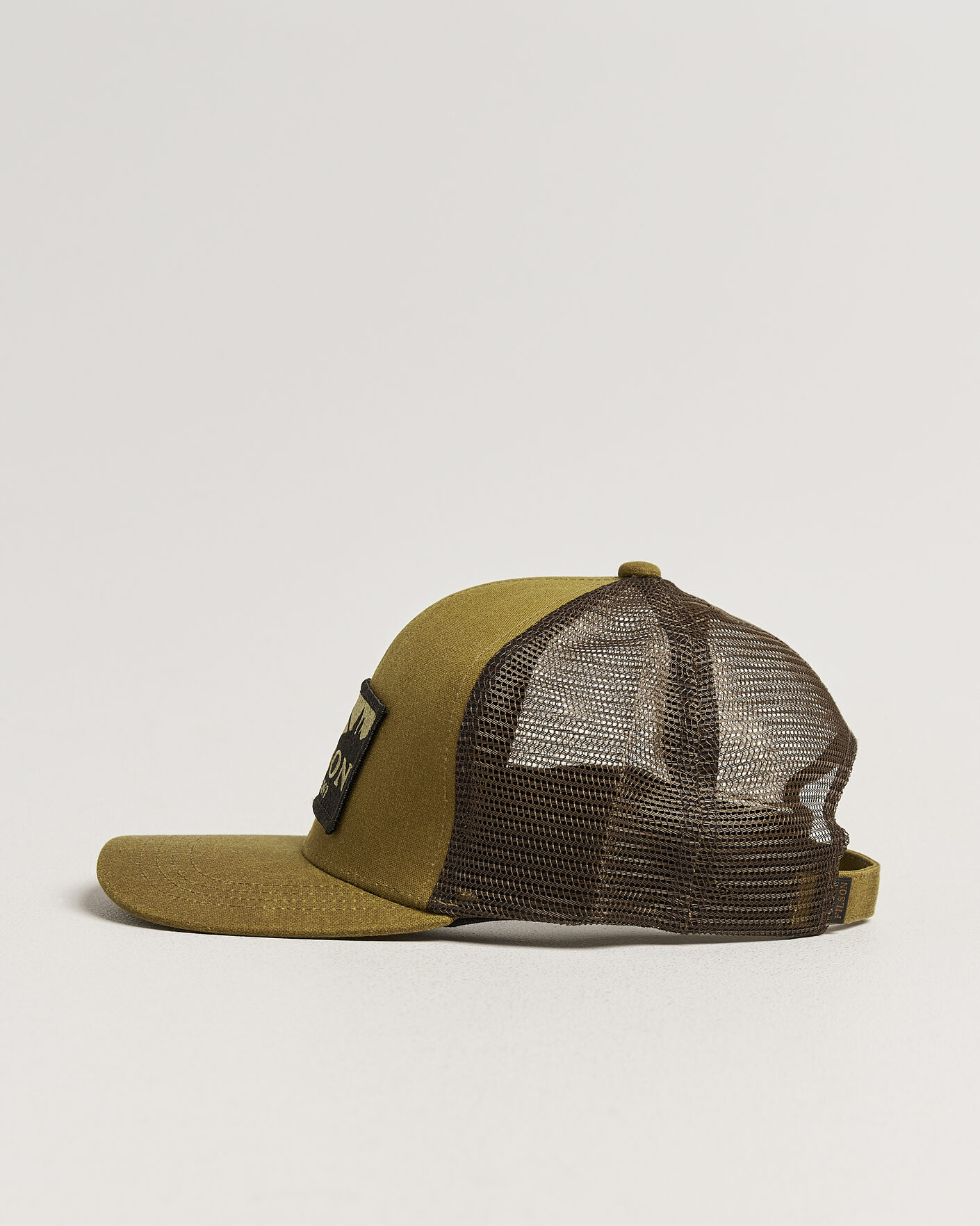 Mies | Päähineet | Filson | Scenic Waxed Logger Mesh Cap Dark Tan