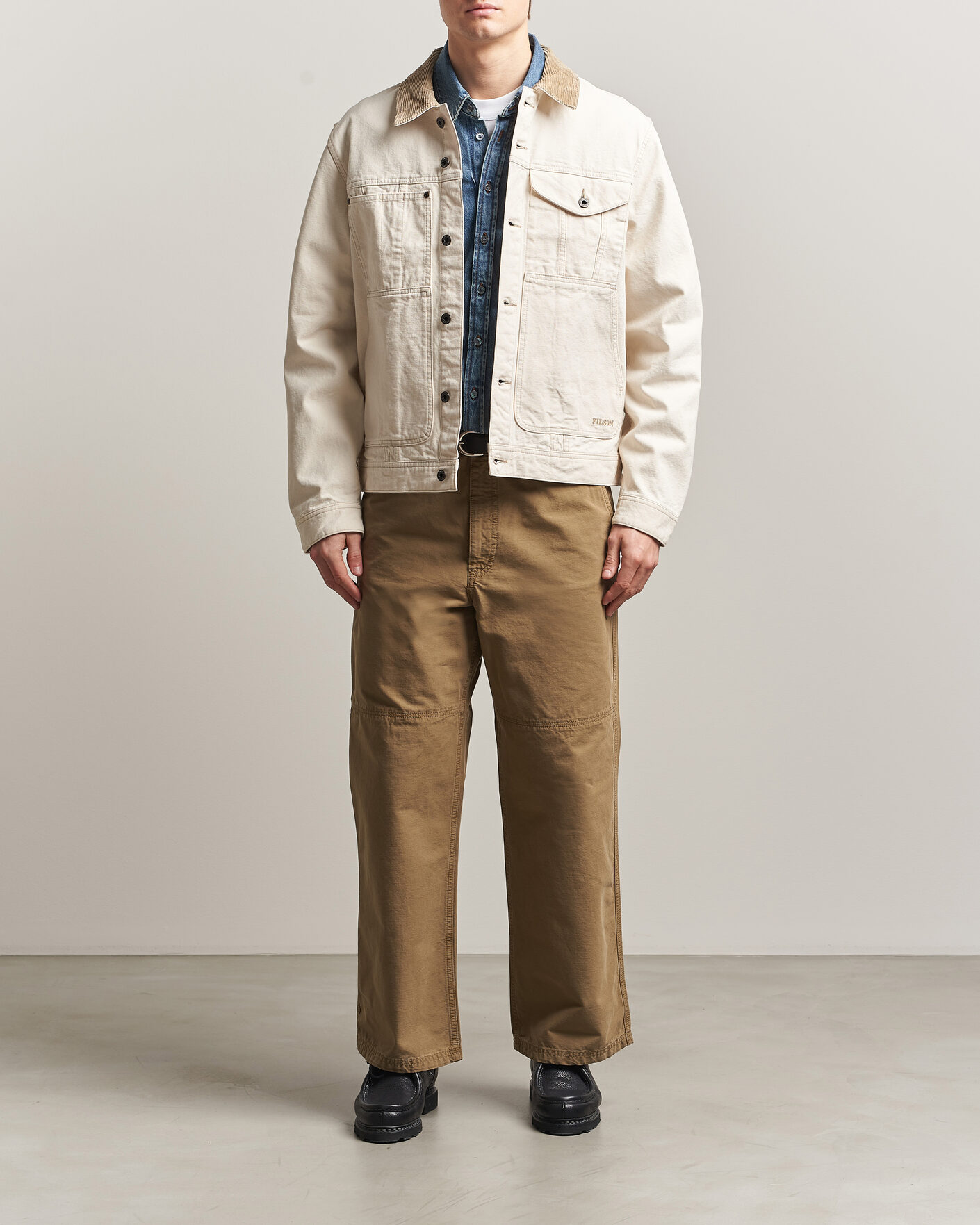Mies | Takit | Filson | Rustic Canvas Short Cruiser Natural Seed