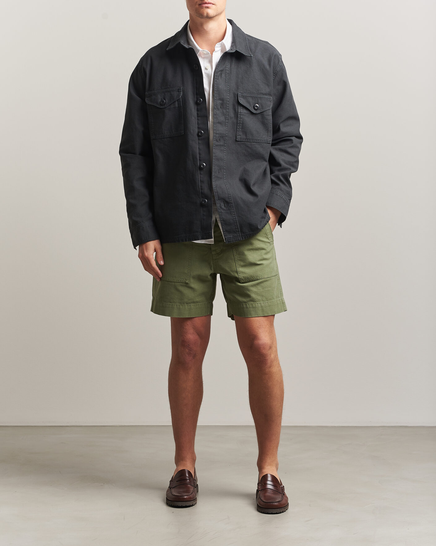 Mies | Shortsit | Filson | Field Cargo Shorts Washed Fatigue Green