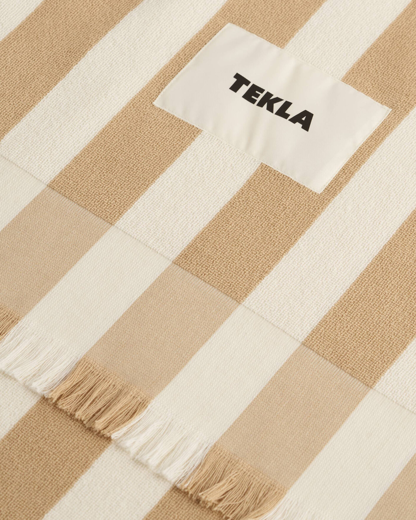 Mies | Tekstiilit | Tekla | Organic Terry Beach Towel Almond Stripes