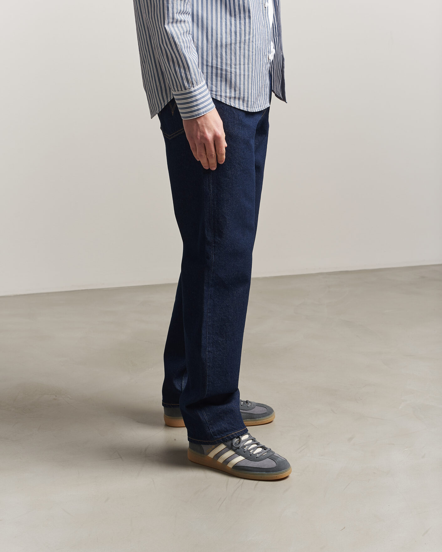 Mies | Tennarit | adidas Originals | Handball Spezial Sneaker Dark Grey/White