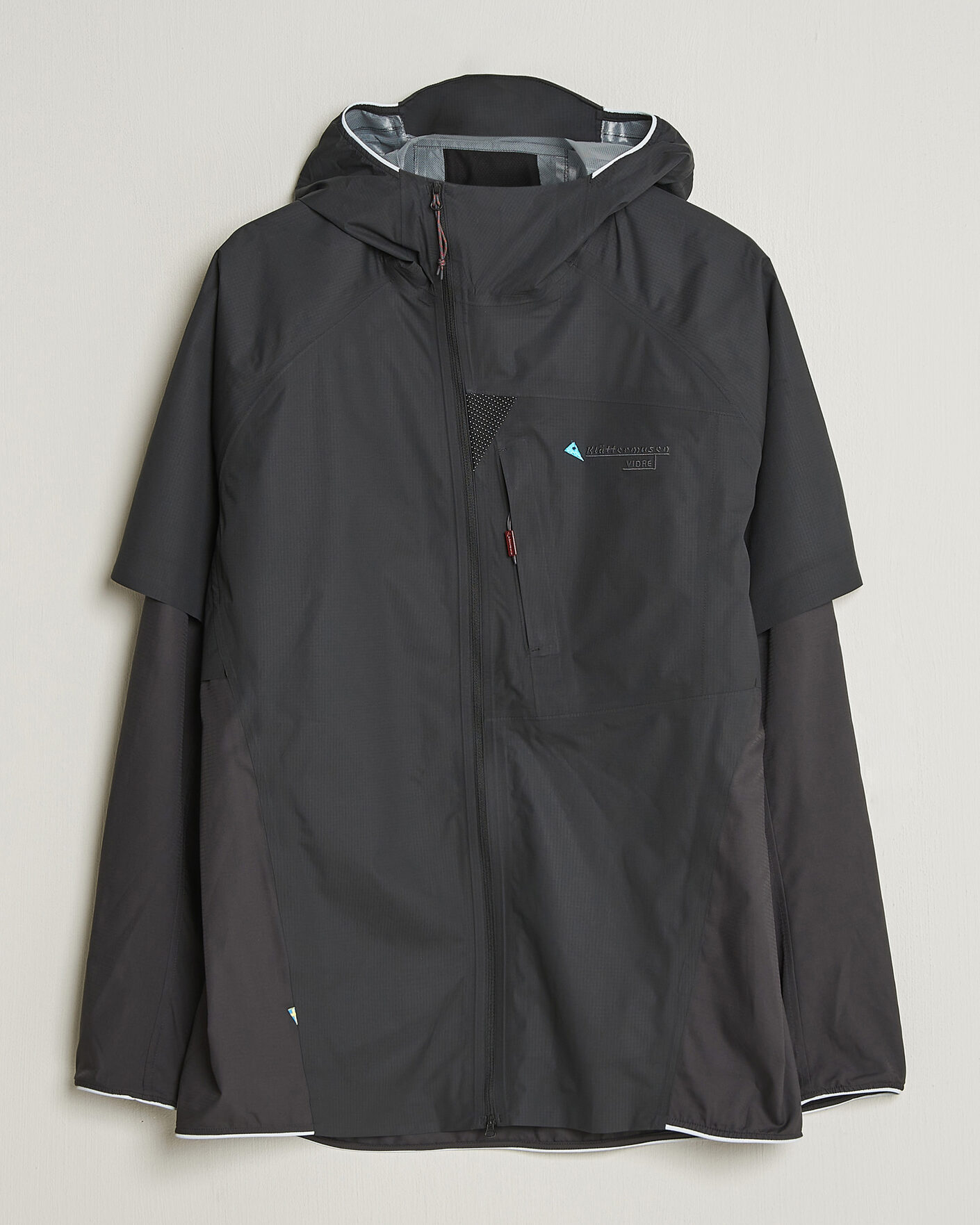 Mies | Takit | Klättermusen | Vidre Hood Jacket Black