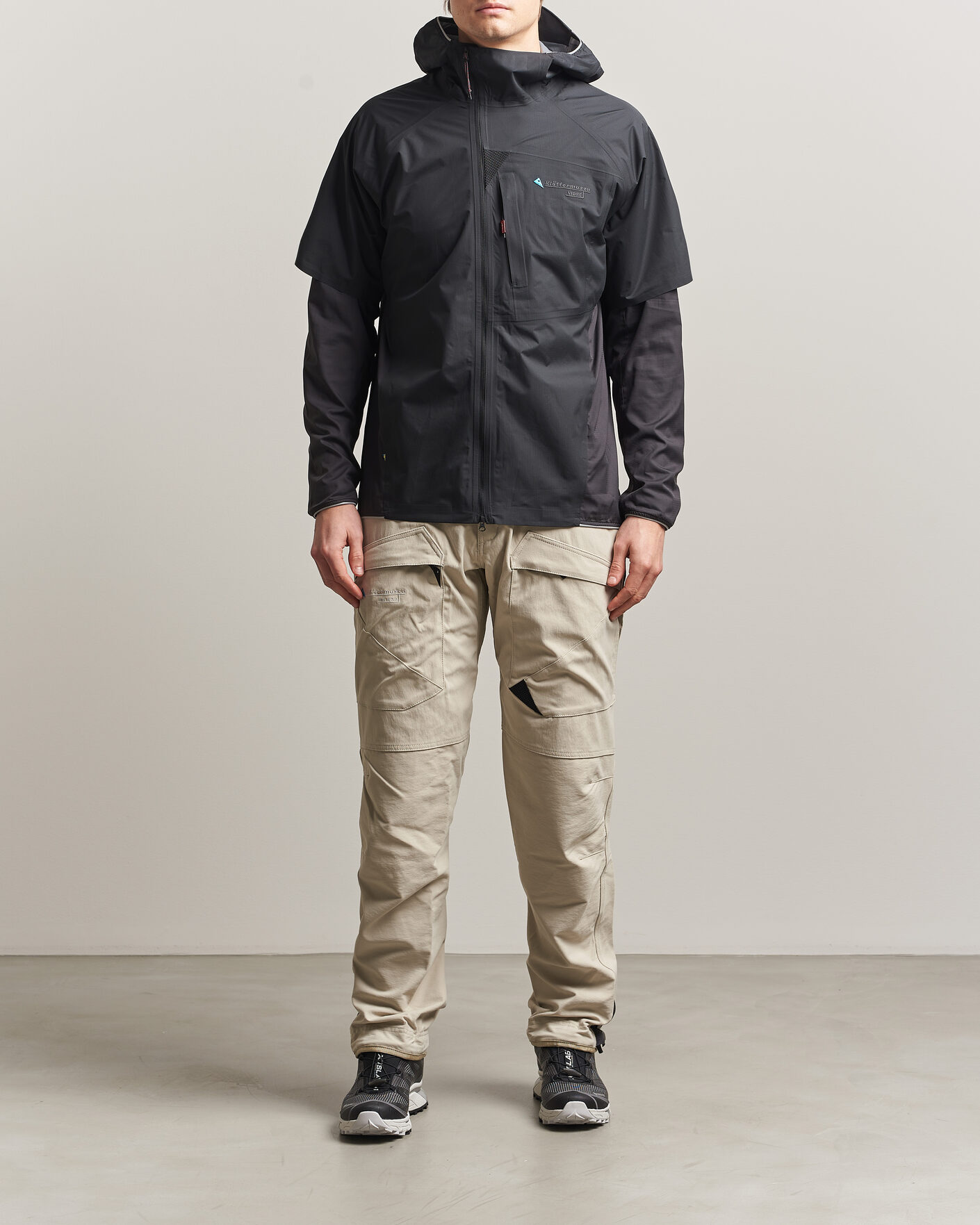 Mies | Takit | Klättermusen | Vidre Hood Jacket Black