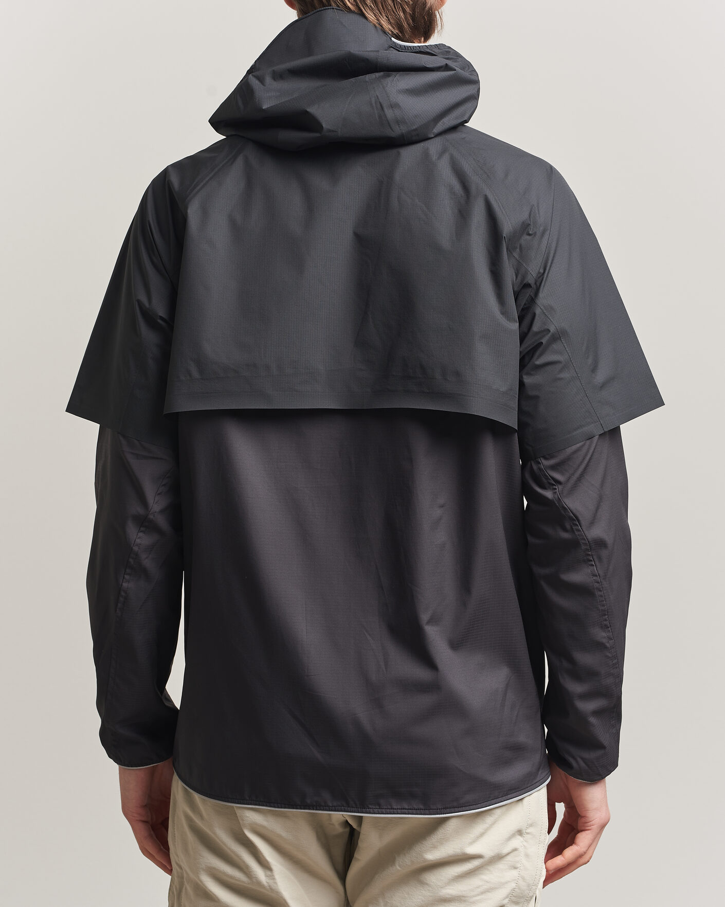 Mies | Takit | Klättermusen | Vidre Hood Jacket Black