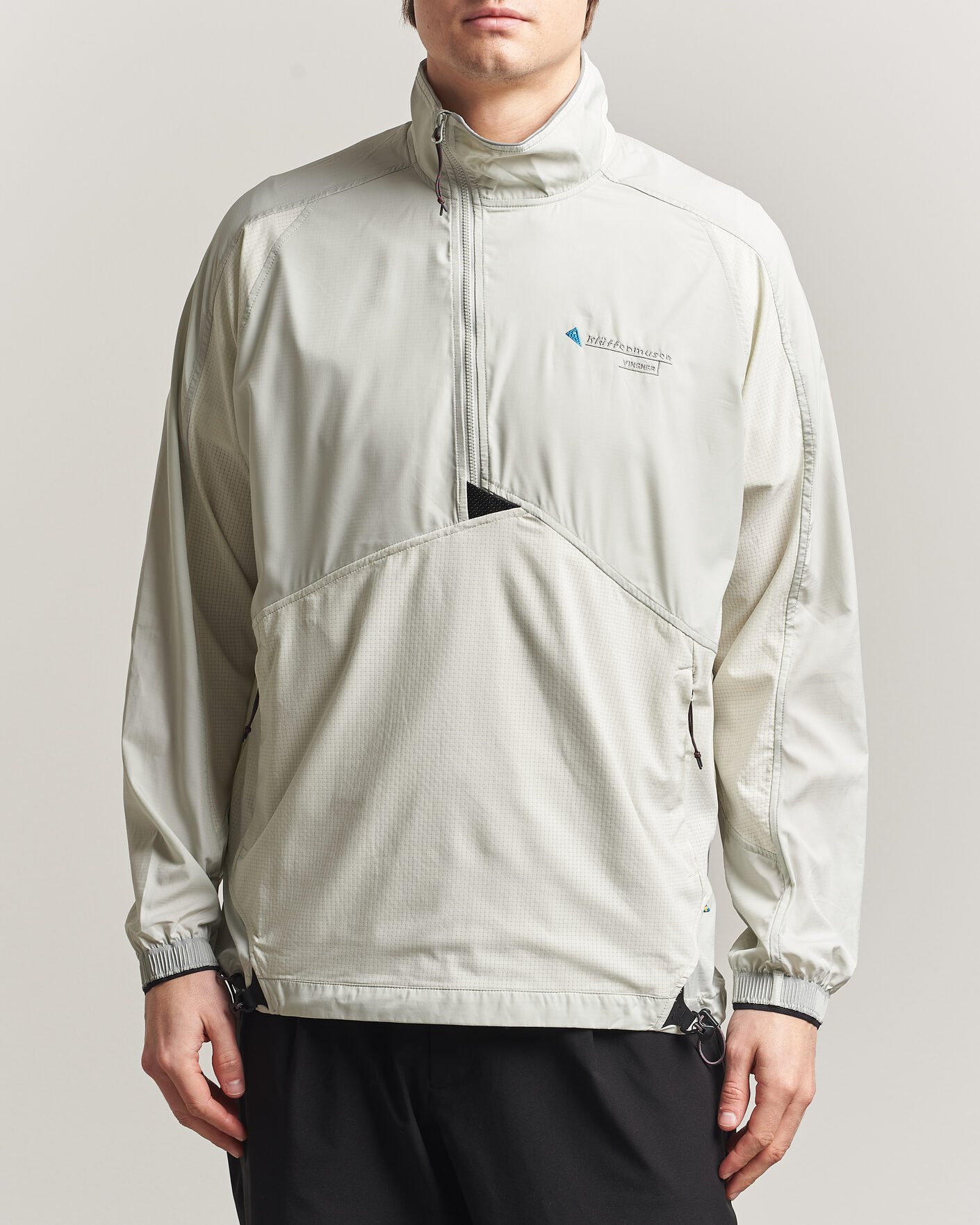 Mies | Takit | Klättermusen | Vingner Anorak Mercury Blue/Cristal Gree