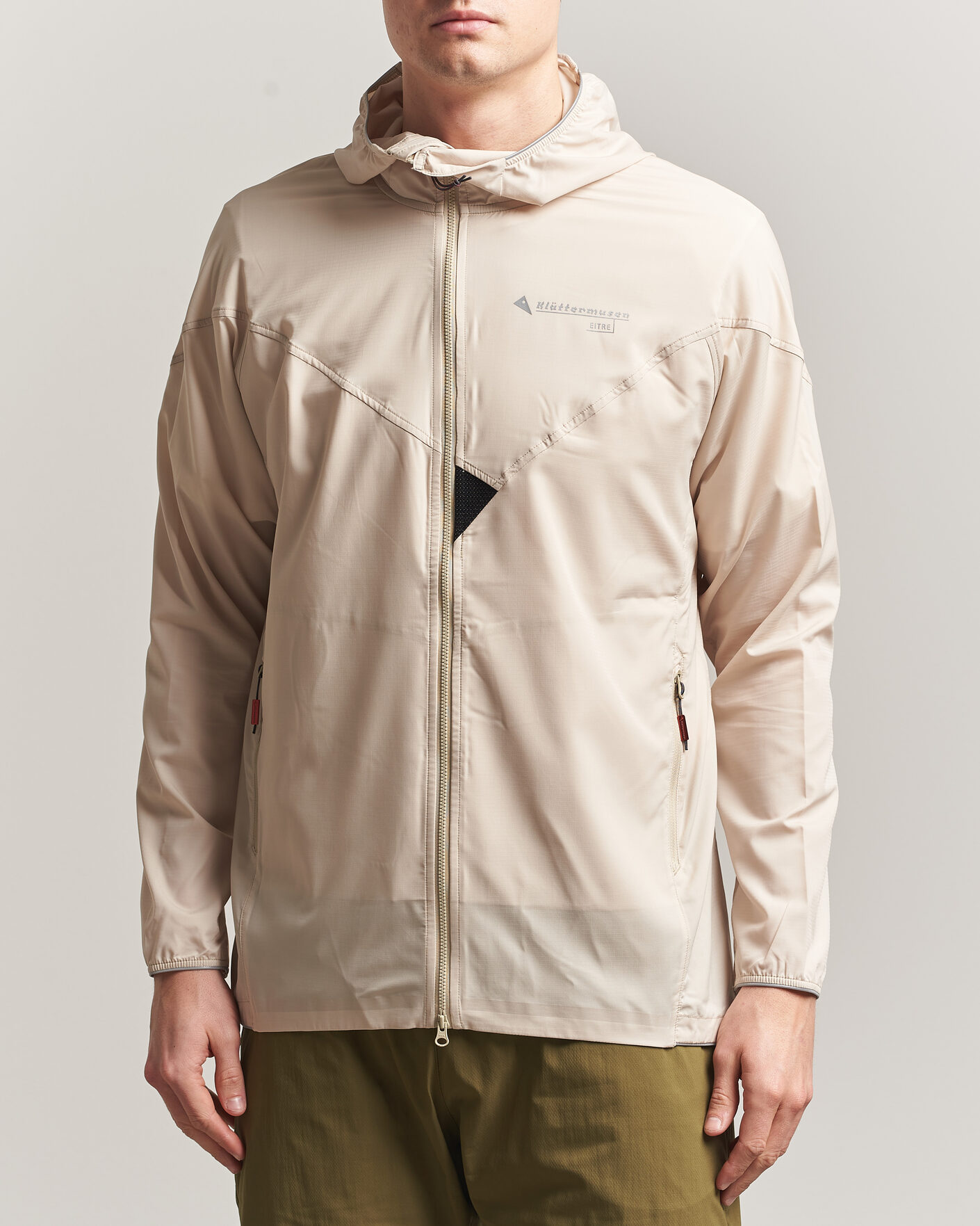Mies | Takit | Klättermusen | Eitre Zip Hood Windbreaker Jacket Clay