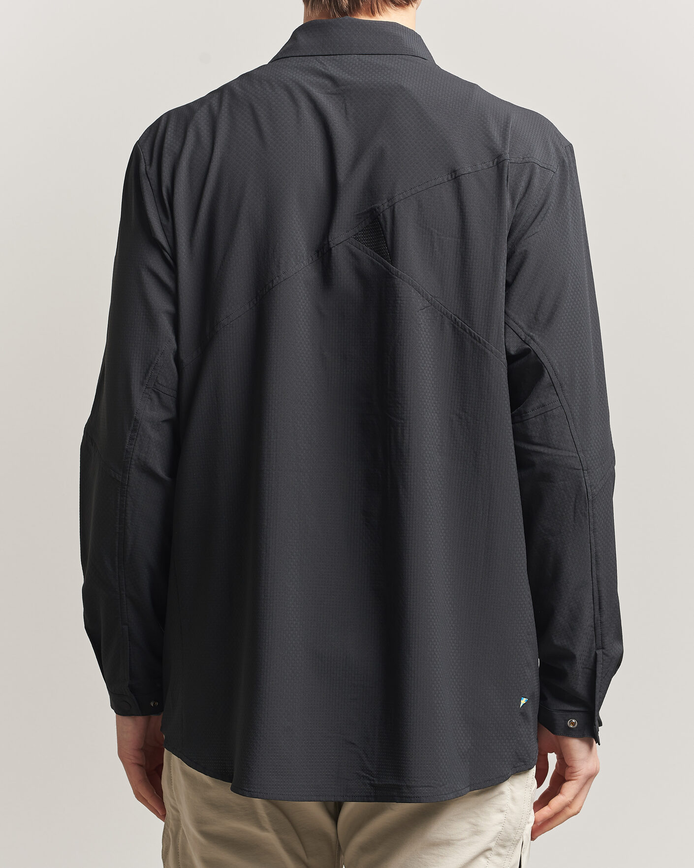 Mies | Puserot | Klättermusen | Bärrö Function Shirt Black