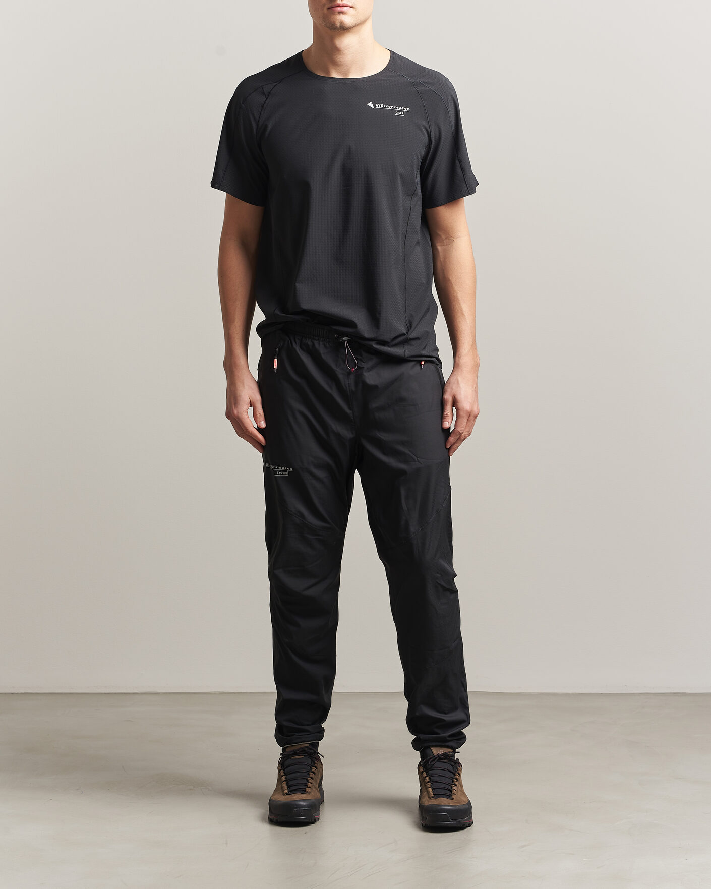 Mies | T-paidat | Klättermusen | Diser Lightweight T-Shirt Black