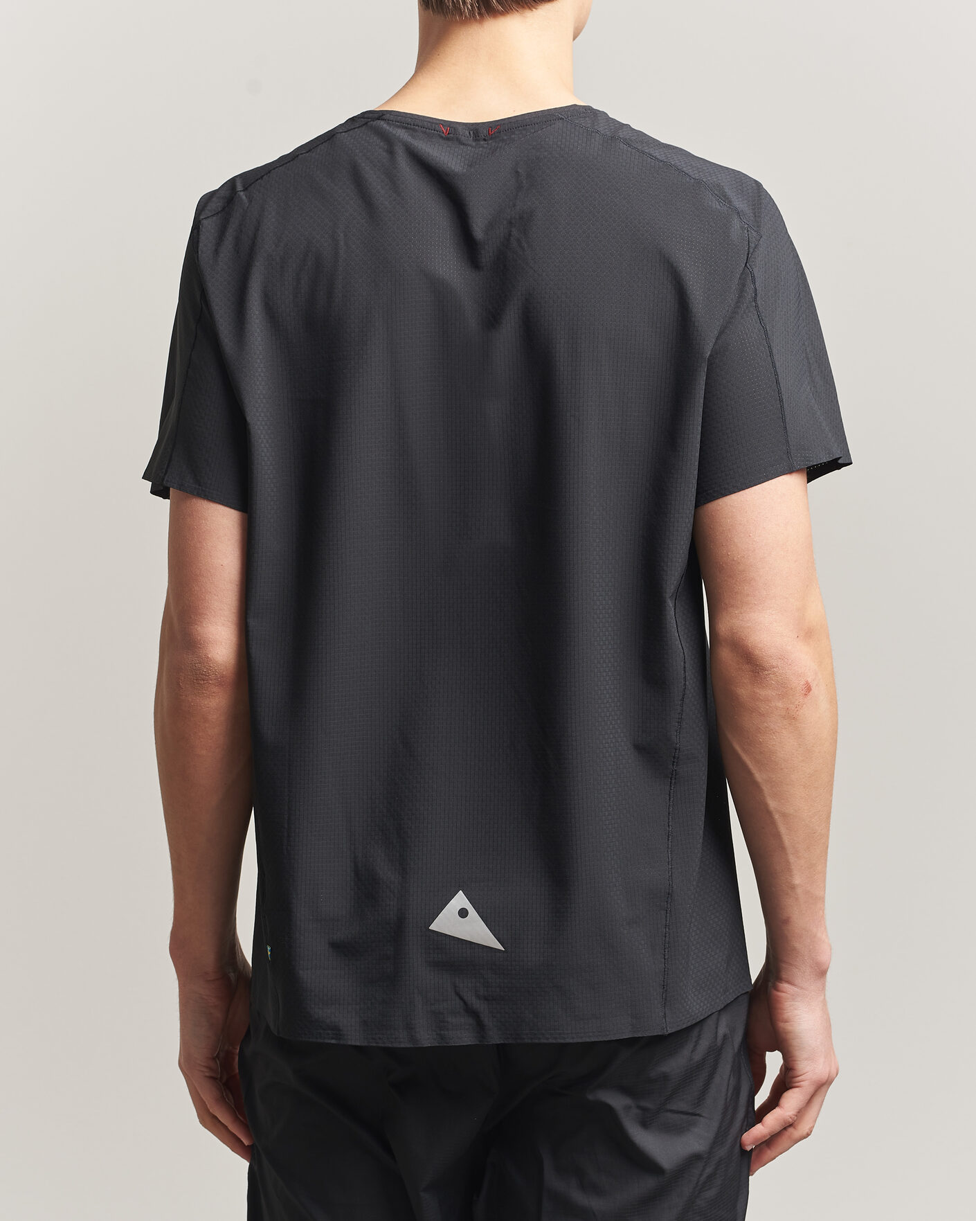 Mies | T-paidat | Klättermusen | Diser Lightweight T-Shirt Black