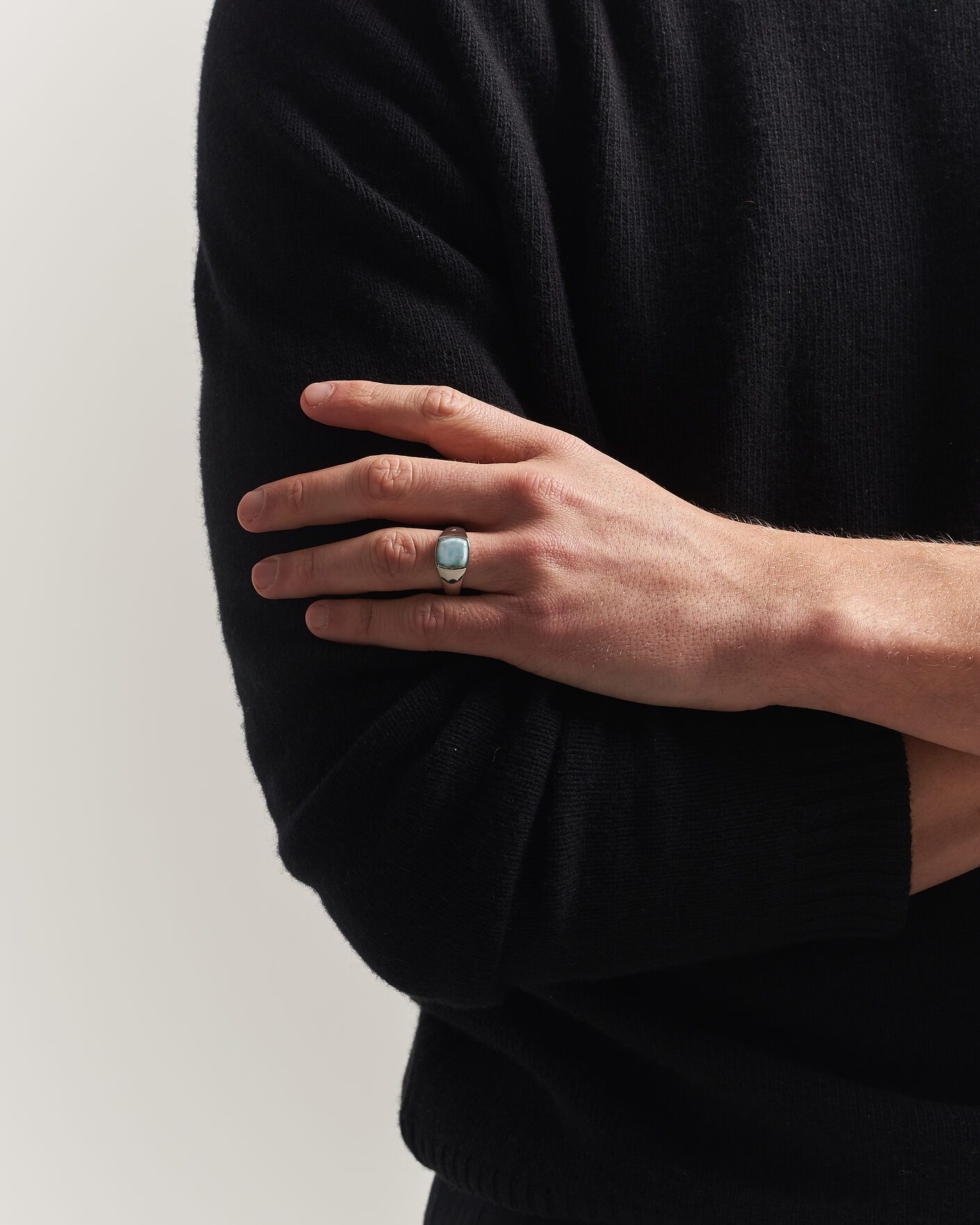 Mies | Korut | Tom Wood | Kay Ring Ice Blue Silver