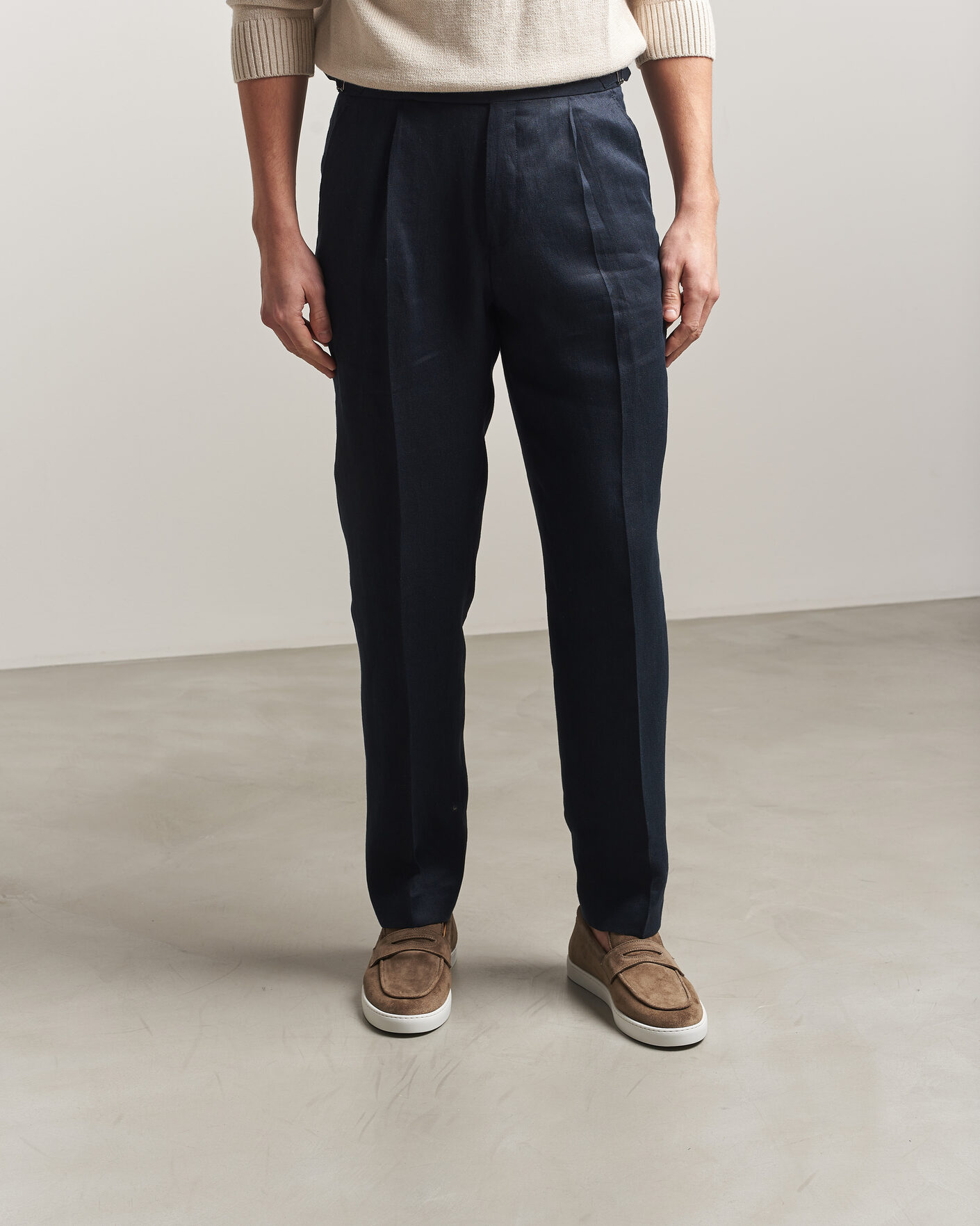 Mies | Loaferit | Fliteless | Suede Penny Sneaker Light Brown