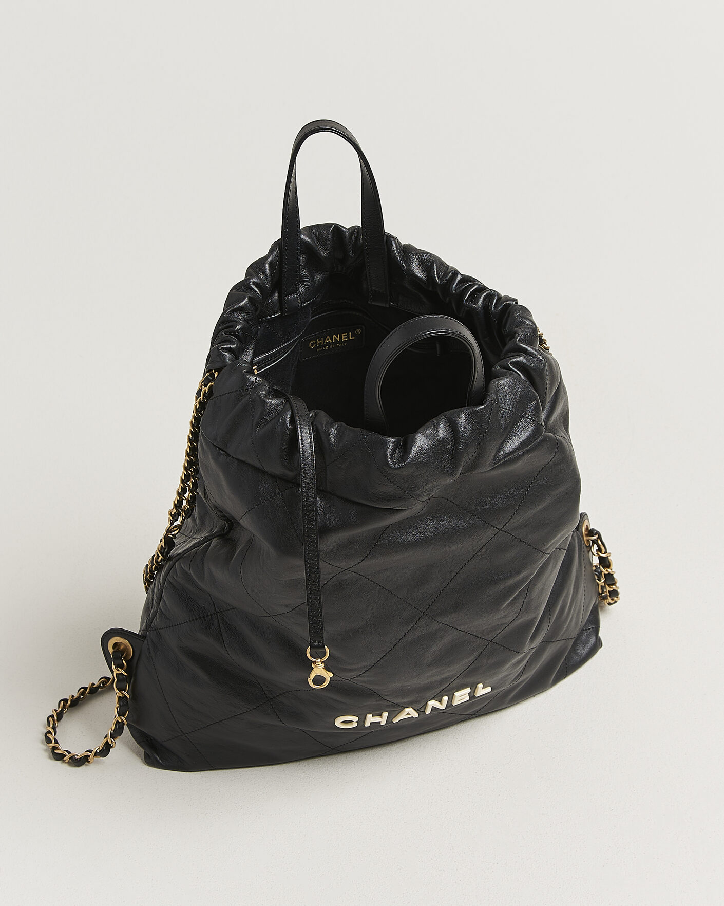 Mies | Pre-Owned & Vintage Bags | Chanel Pre-Owned | Chanel 22 Backpack Black Black