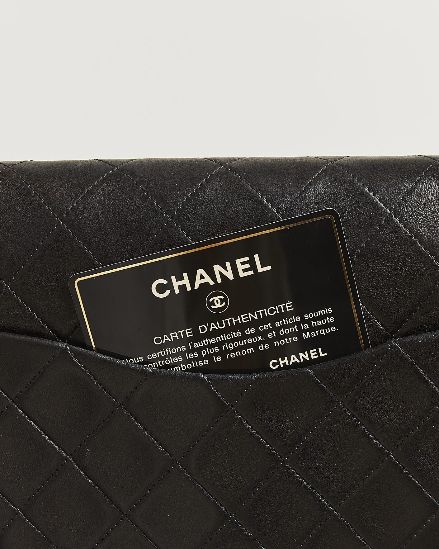 Mies | Pre-Owned & Vintage Bags | Chanel Pre-Owned | Classic Medium Double Flap Bag Black
