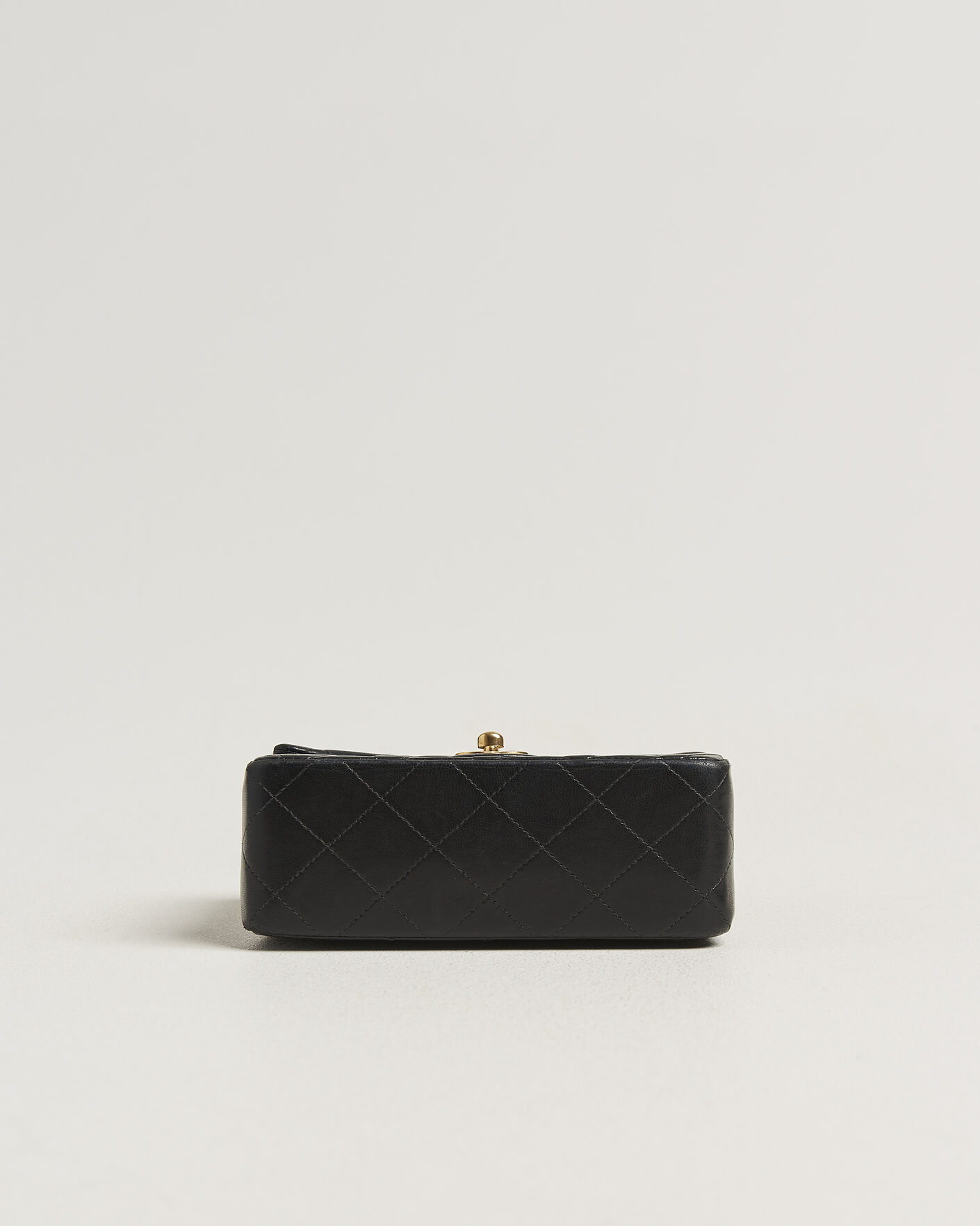 Mies | Pre-Owned & Vintage Bags | Chanel Pre-Owned | Classic Mini Single Flap Square Bag Black