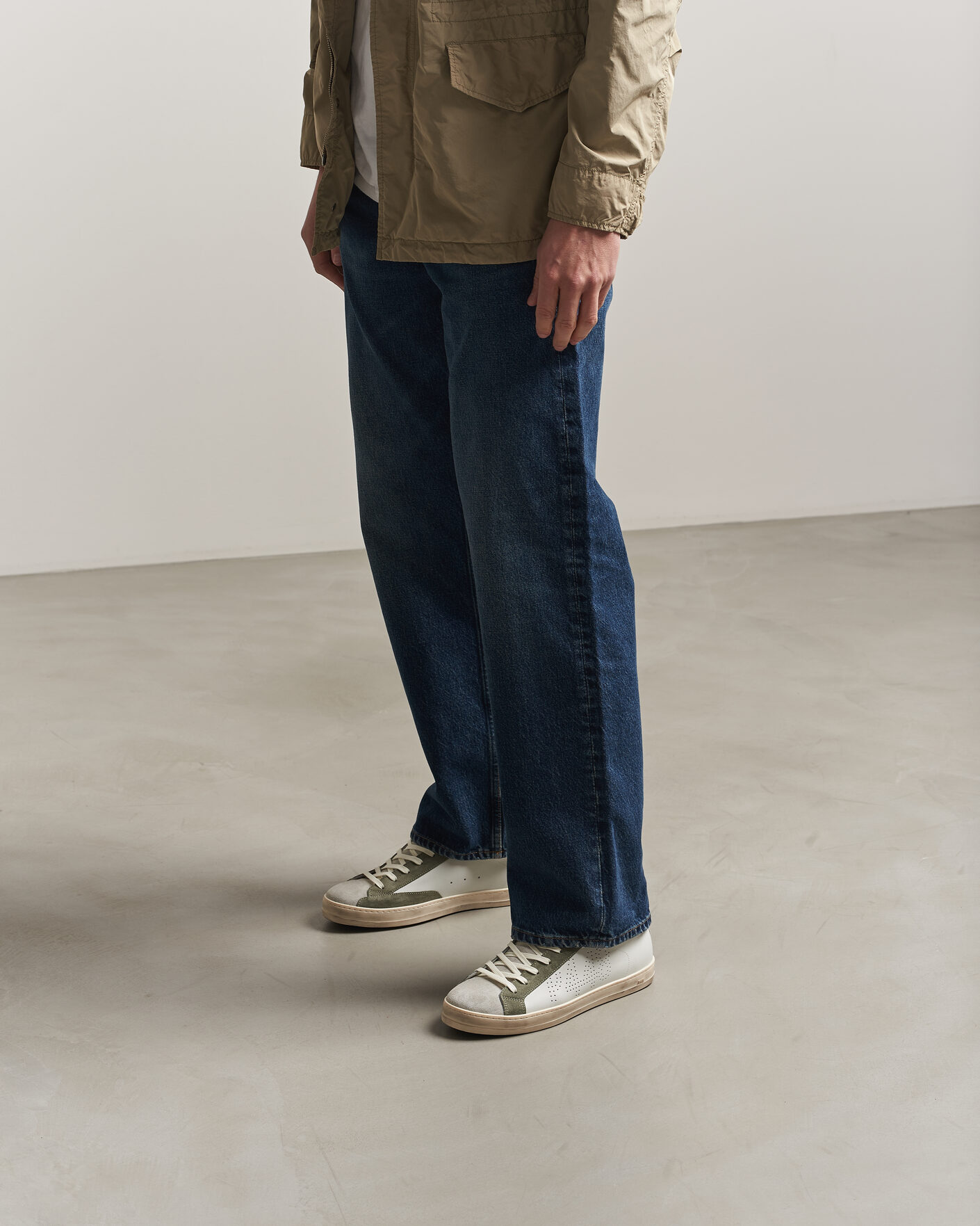Mies | Tennarit | P448 | John Leather/Suede Sneaker White/Olive/Grey