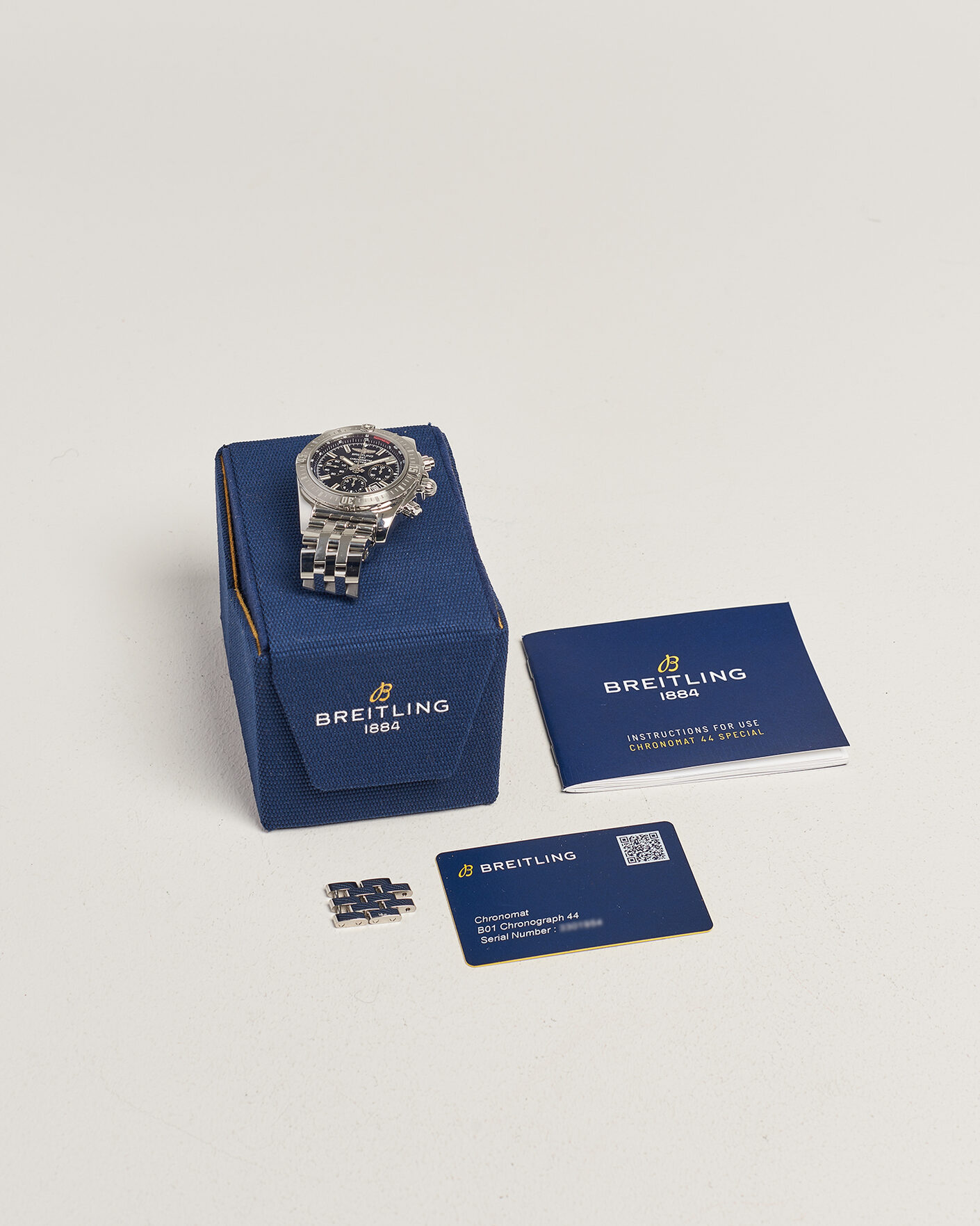 Mies | Pre-Owned & Vintage Watches | Breitling Pre-Owned | Chronomat 44 