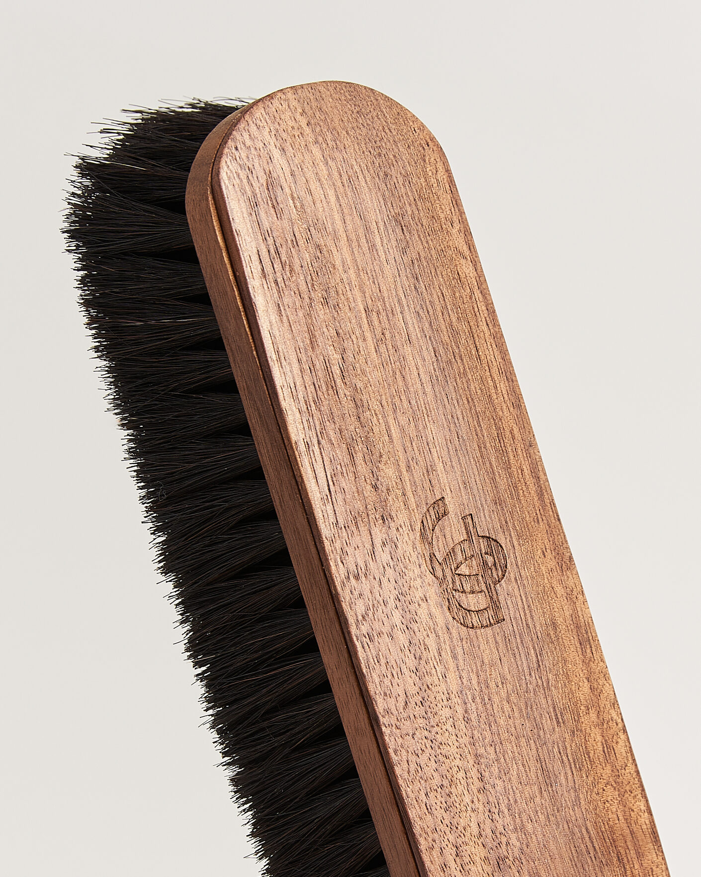 Mies | Kenkien huolto | Paul Brunngård | Horse Hair Brush Black