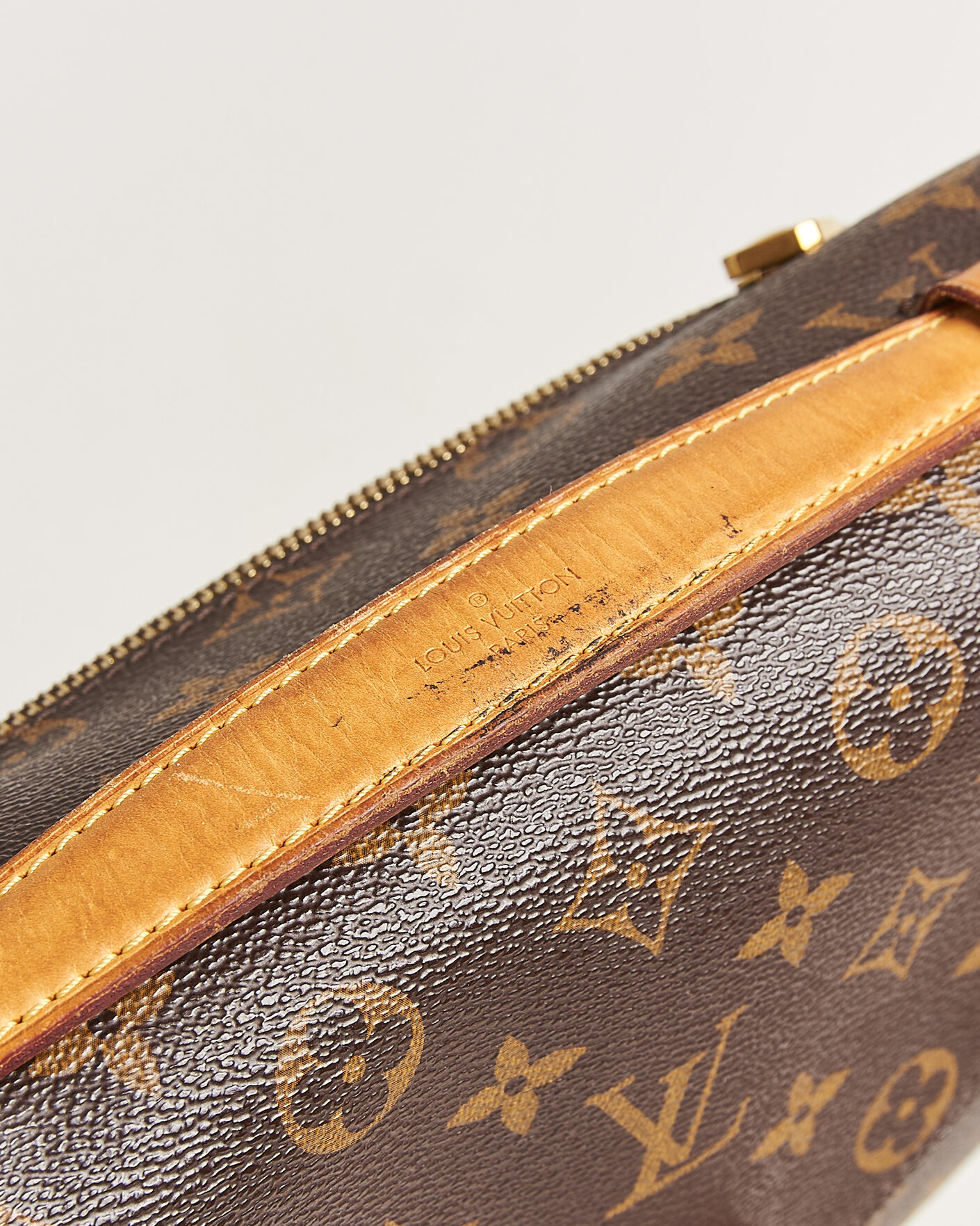 Mies | Pre-Owned & Vintage Bags | Louis Vuitton Pre-Owned | Pochette Métis Monogram