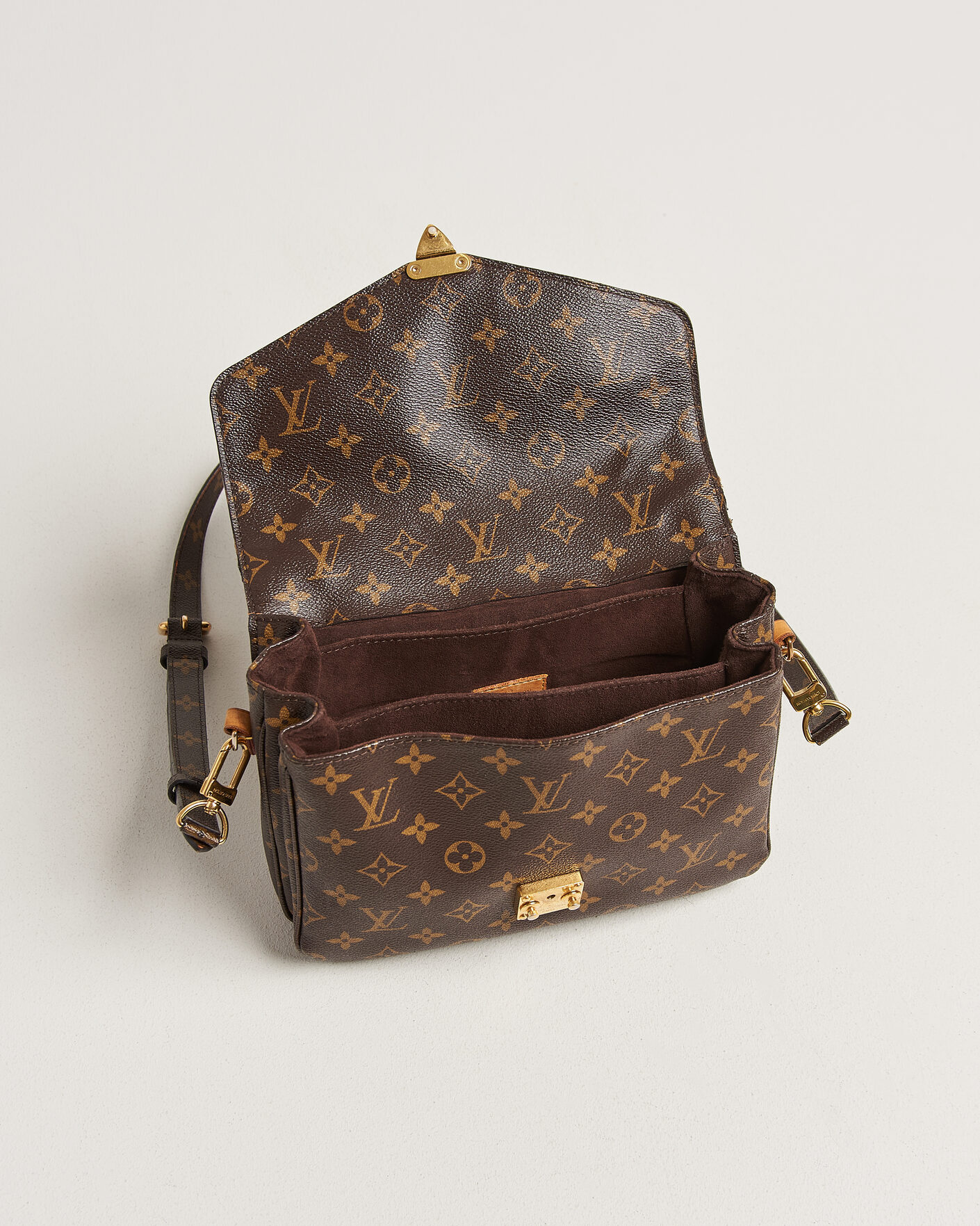 Mies | Pre-Owned & Vintage Bags | Louis Vuitton Pre-Owned | Pochette Métis Monogram