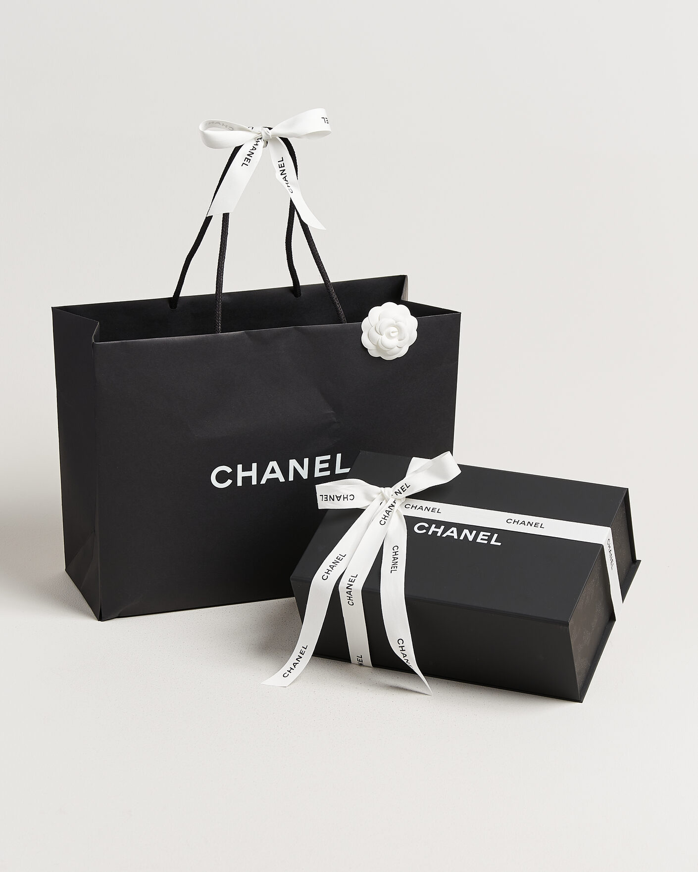 Mies | Pre-Owned & Vintage Bags | Chanel Pre-Owned | Single Flap Bag Black