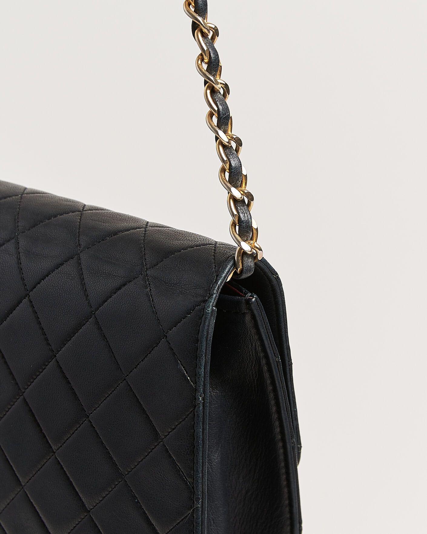 Mies | Pre-Owned & Vintage Bags | Chanel Pre-Owned | Single Flap Bag Black