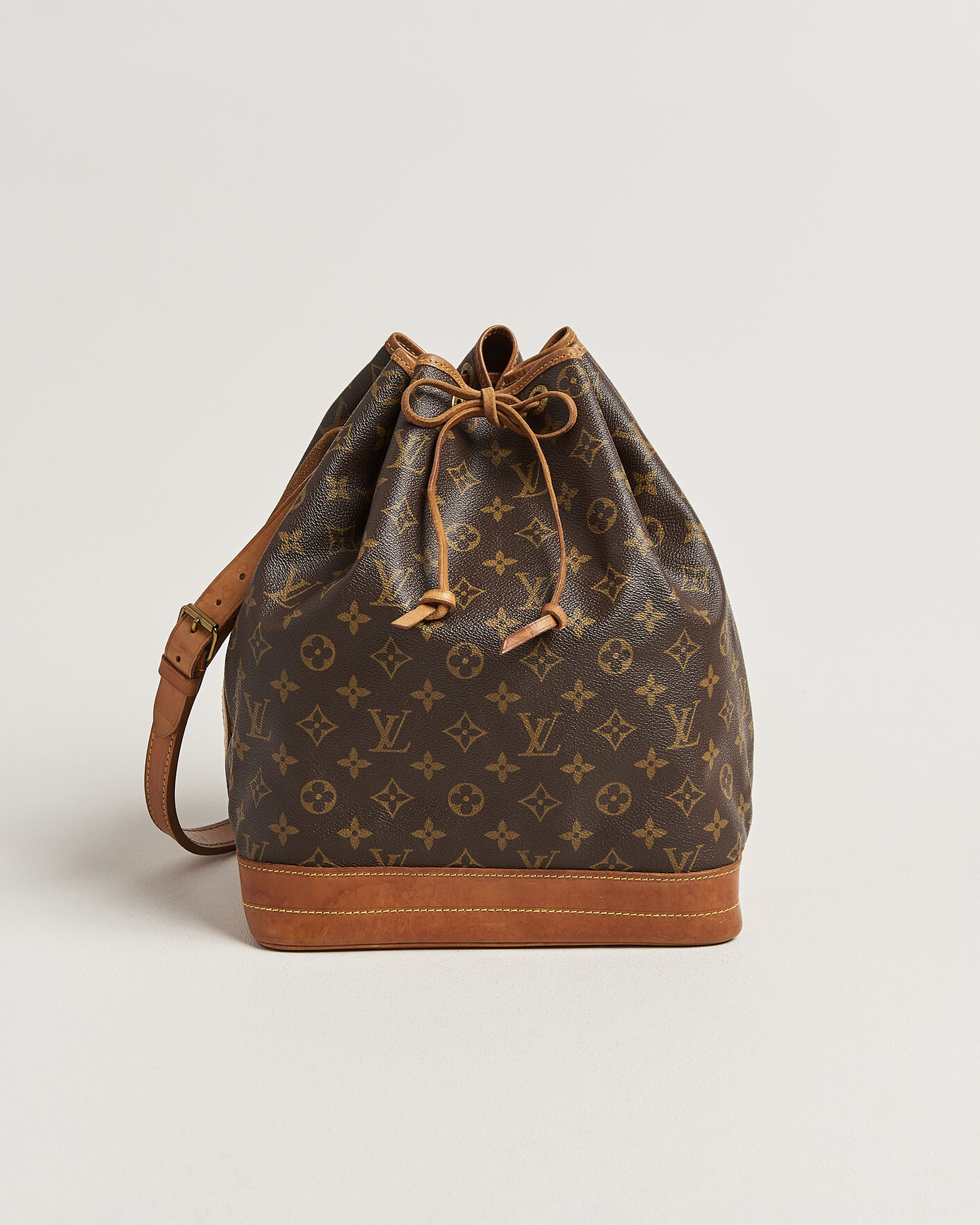 Mies | Pre-Owned & Vintage Bags | Louis Vuitton Pre-Owned | Noé Monogram