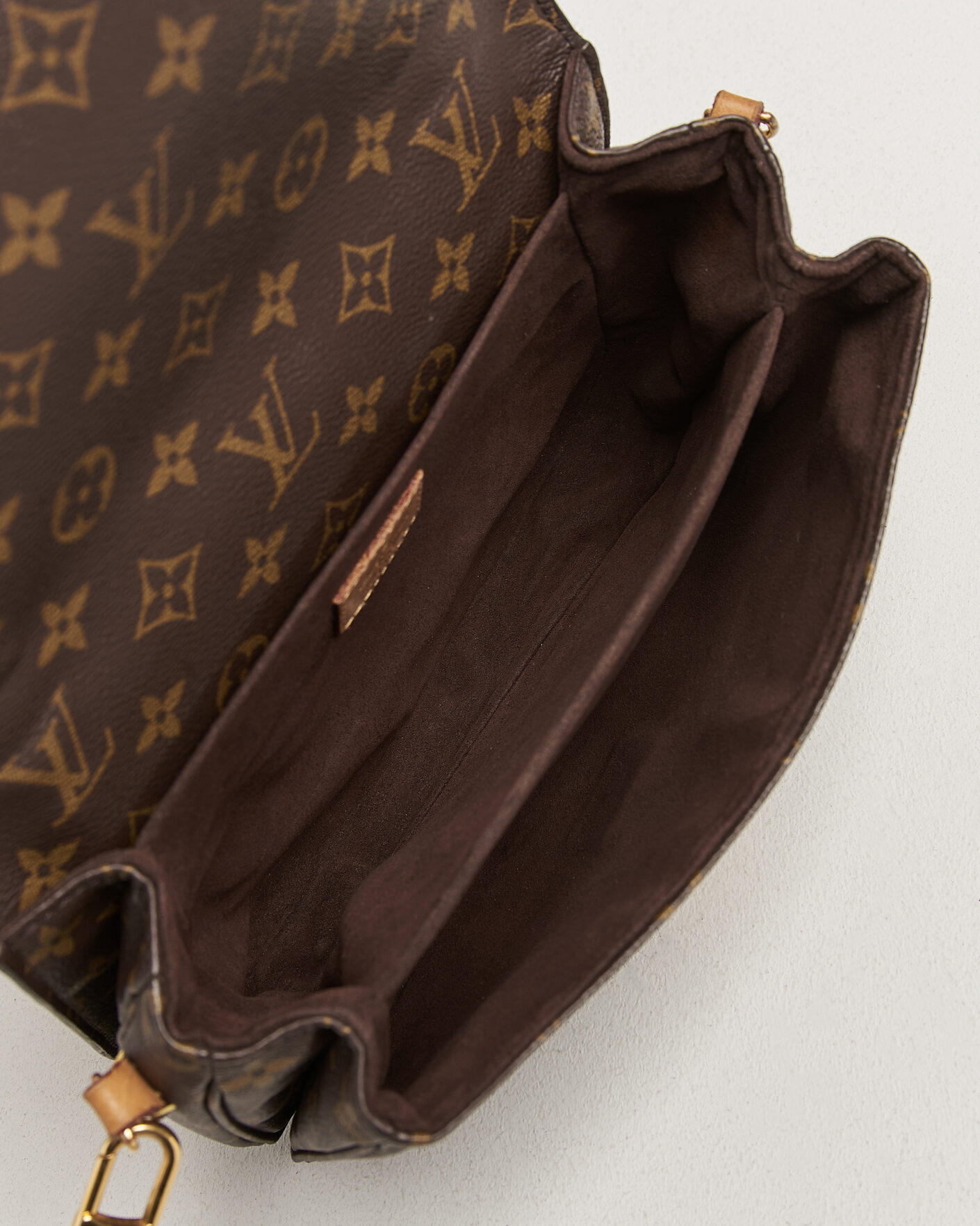 Mies | Pre-Owned & Vintage Bags | Louis Vuitton Pre-Owned | Pochette Métis Monogram