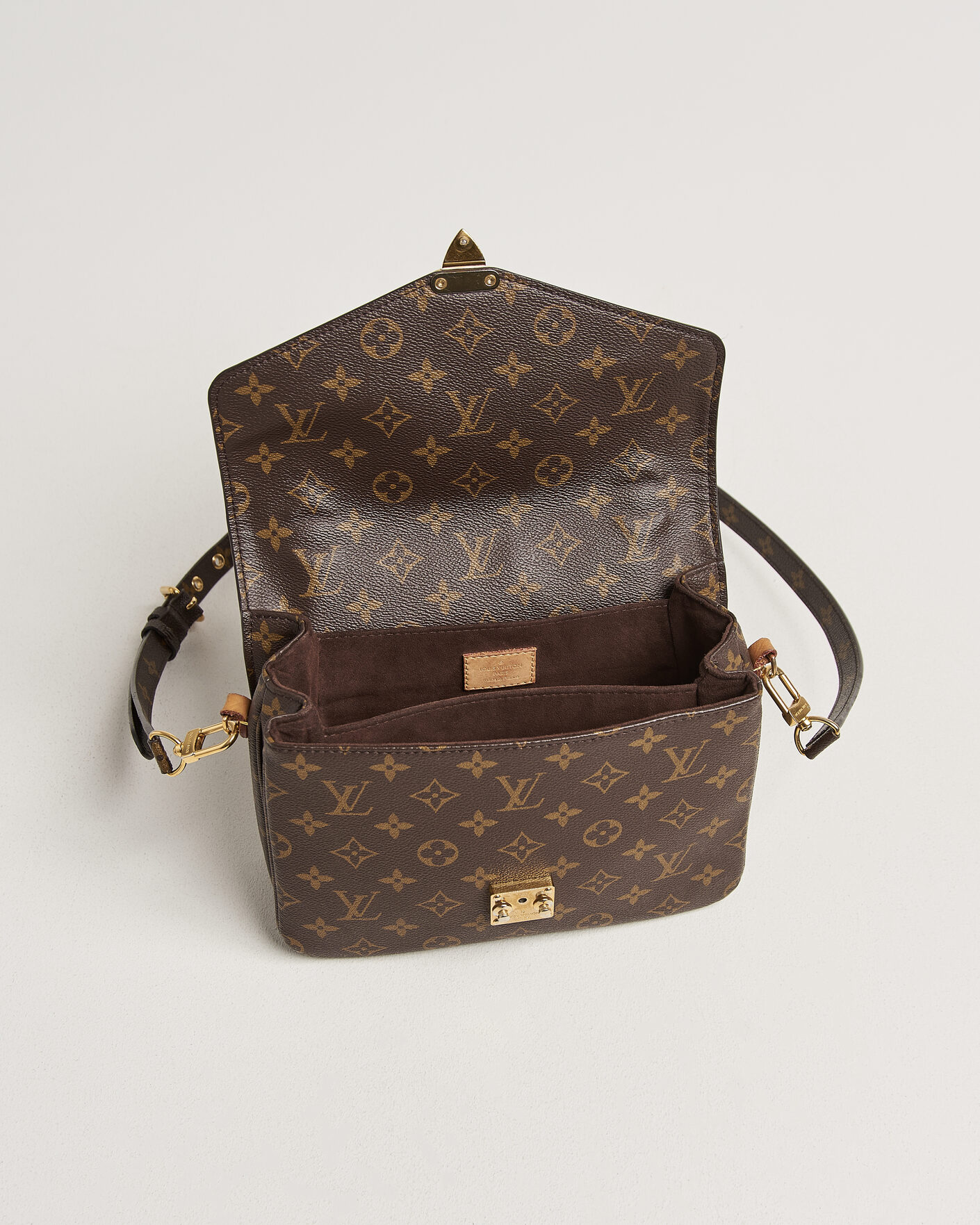 Mies | Pre-Owned & Vintage Bags | Louis Vuitton Pre-Owned | Pochette Métis Monogram