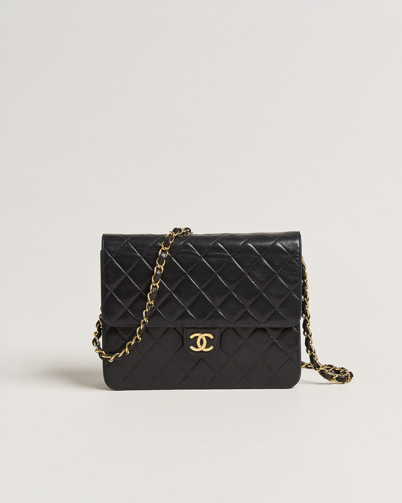 Mies | Pre-Owned & Vintage Bags | Chanel Pre-Owned | Single Flap Bag Black