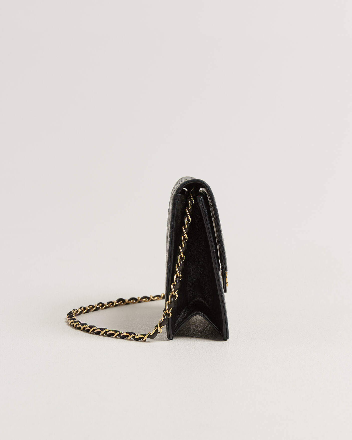 Mies | Pre-Owned & Vintage Bags | Chanel Pre-Owned | Single Flap Bag Black