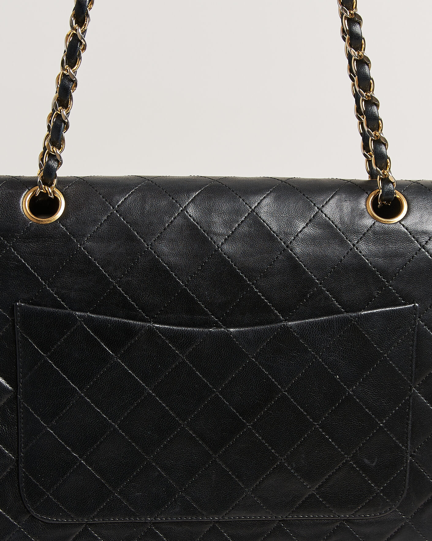 Mies | Pre-Owned & Vintage Bags | Chanel Pre-Owned | Classic Medium Square Double Flap Bag Lambskin Black